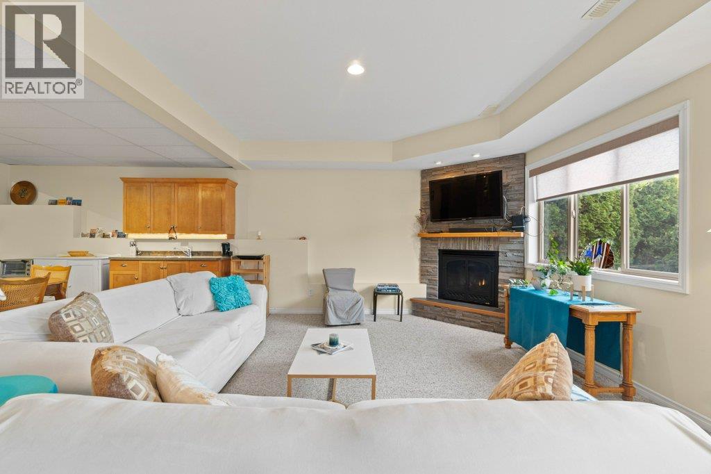 881 16 Street Ne Unit# 7, Salmon Arm, British Columbia  V1E 3L5 - Photo 49 - 10382605