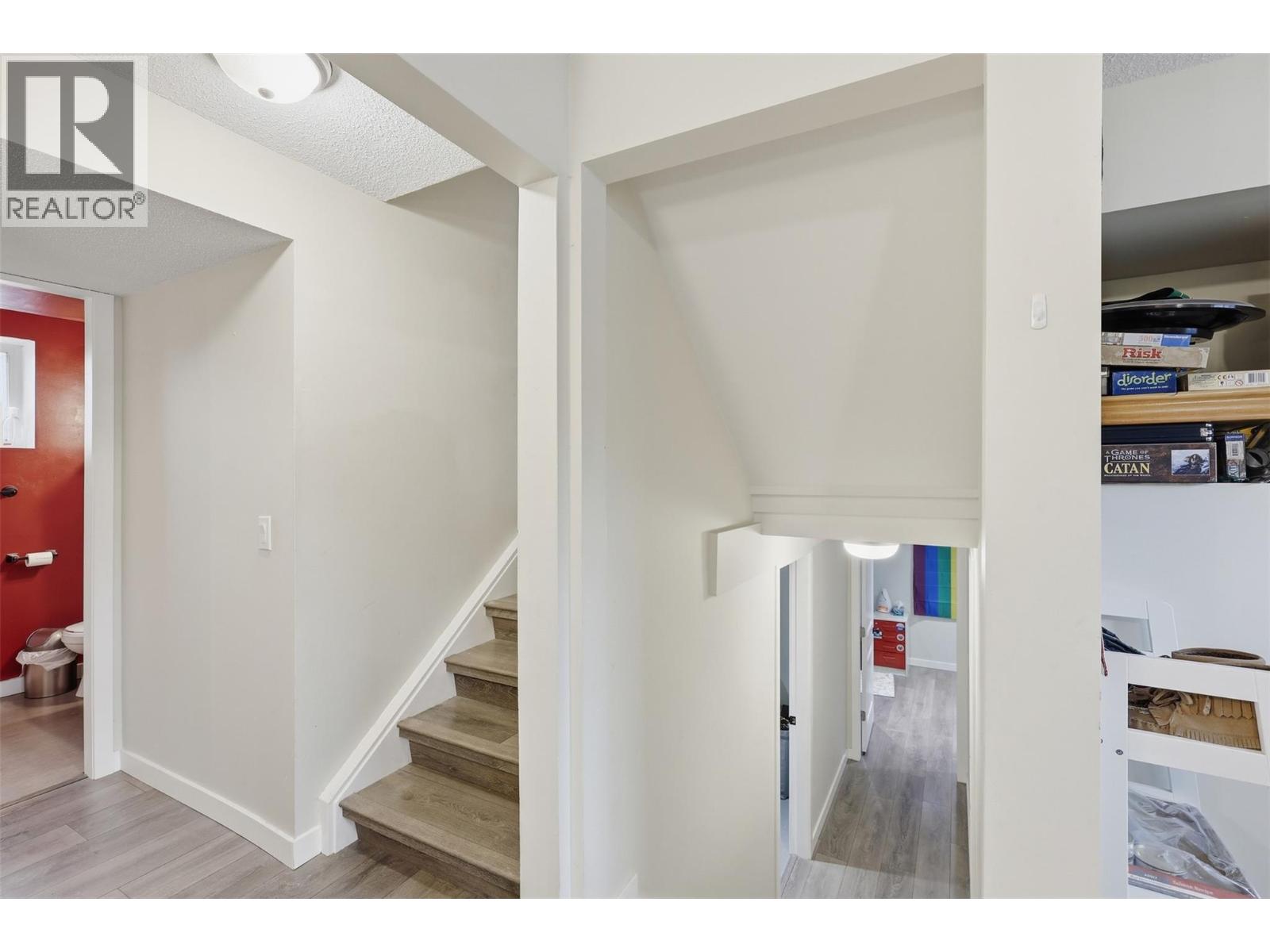 2569 Crestline Place, Kamloops, British Columbia  V2B 4V5 - Photo 27 - 10382582