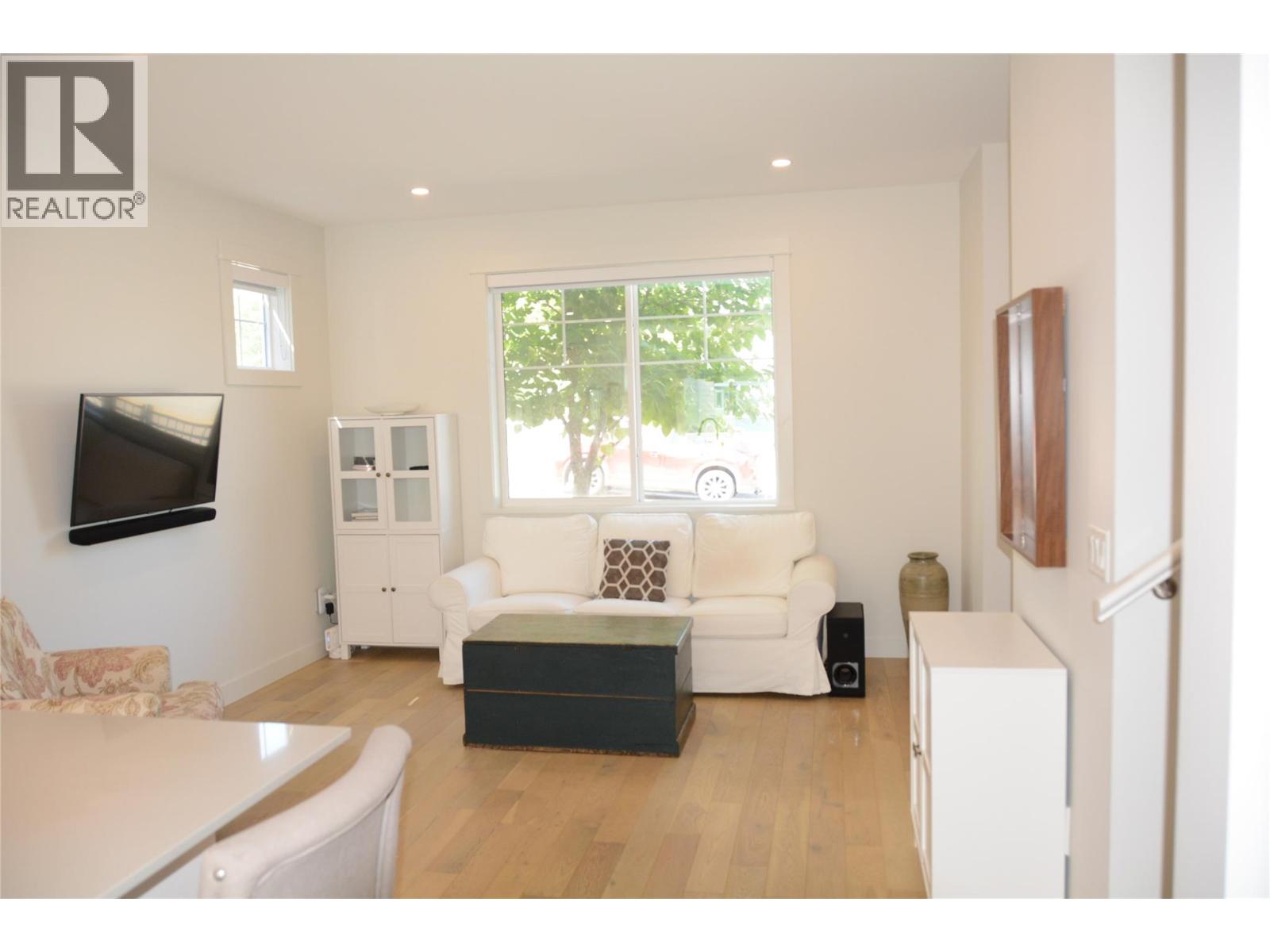 1393 9th Avenue Unit# 104, Kamloops, British Columbia  V2C 0H8 - Photo 2 - 10382592