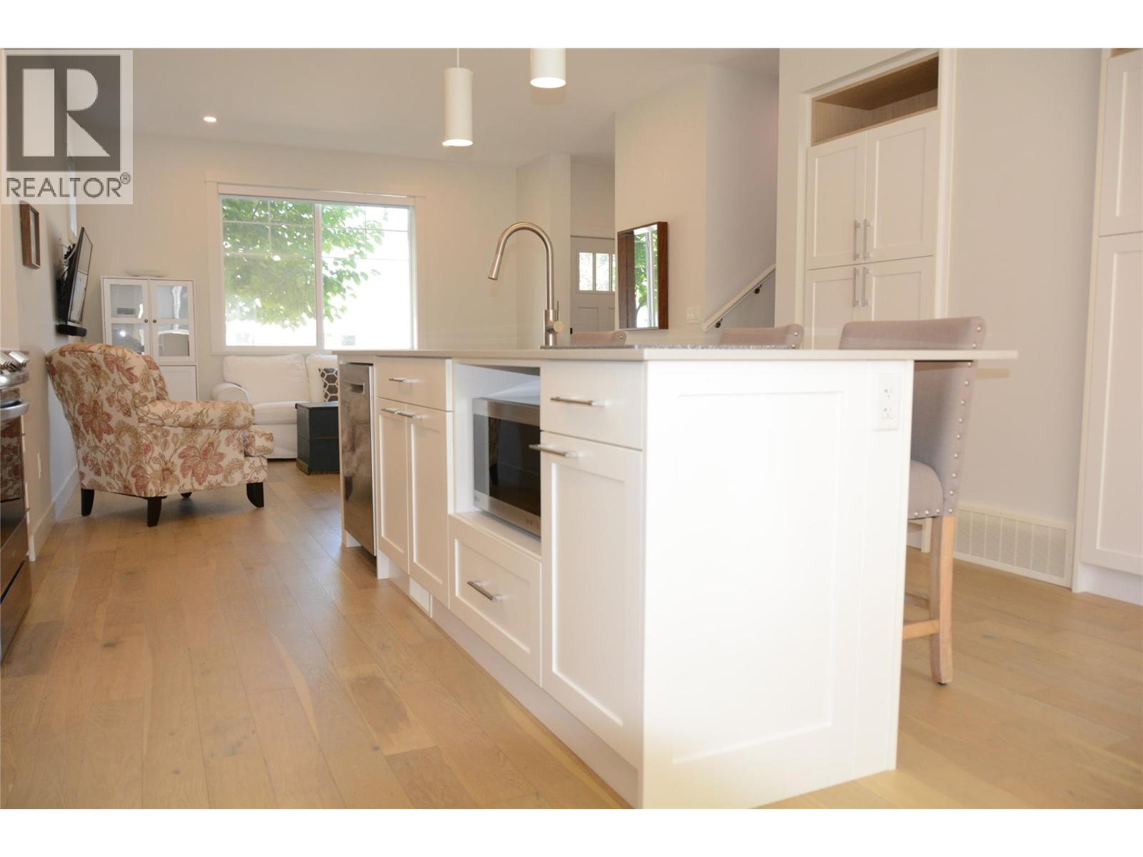 1393 9th Avenue Unit# 104, Kamloops, British Columbia  V2C 0H8 - Photo 4 - 10382592