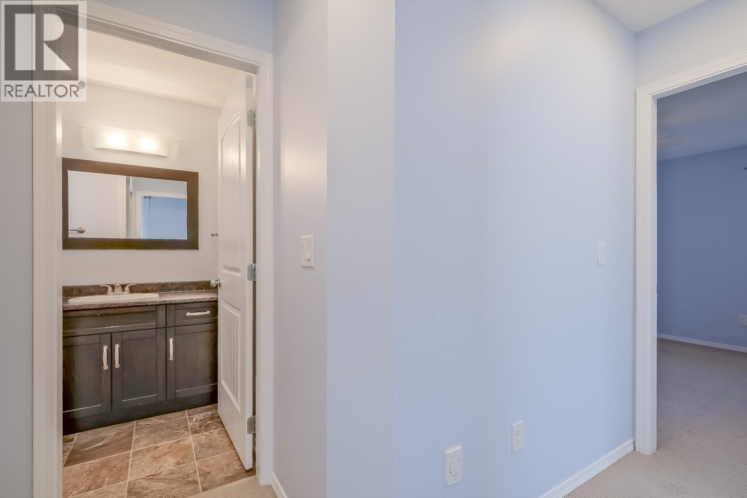 423 Tennis Street Unit# 101, Penticton, British Columbia  V2A 5R4 - Photo 11 - 10382594