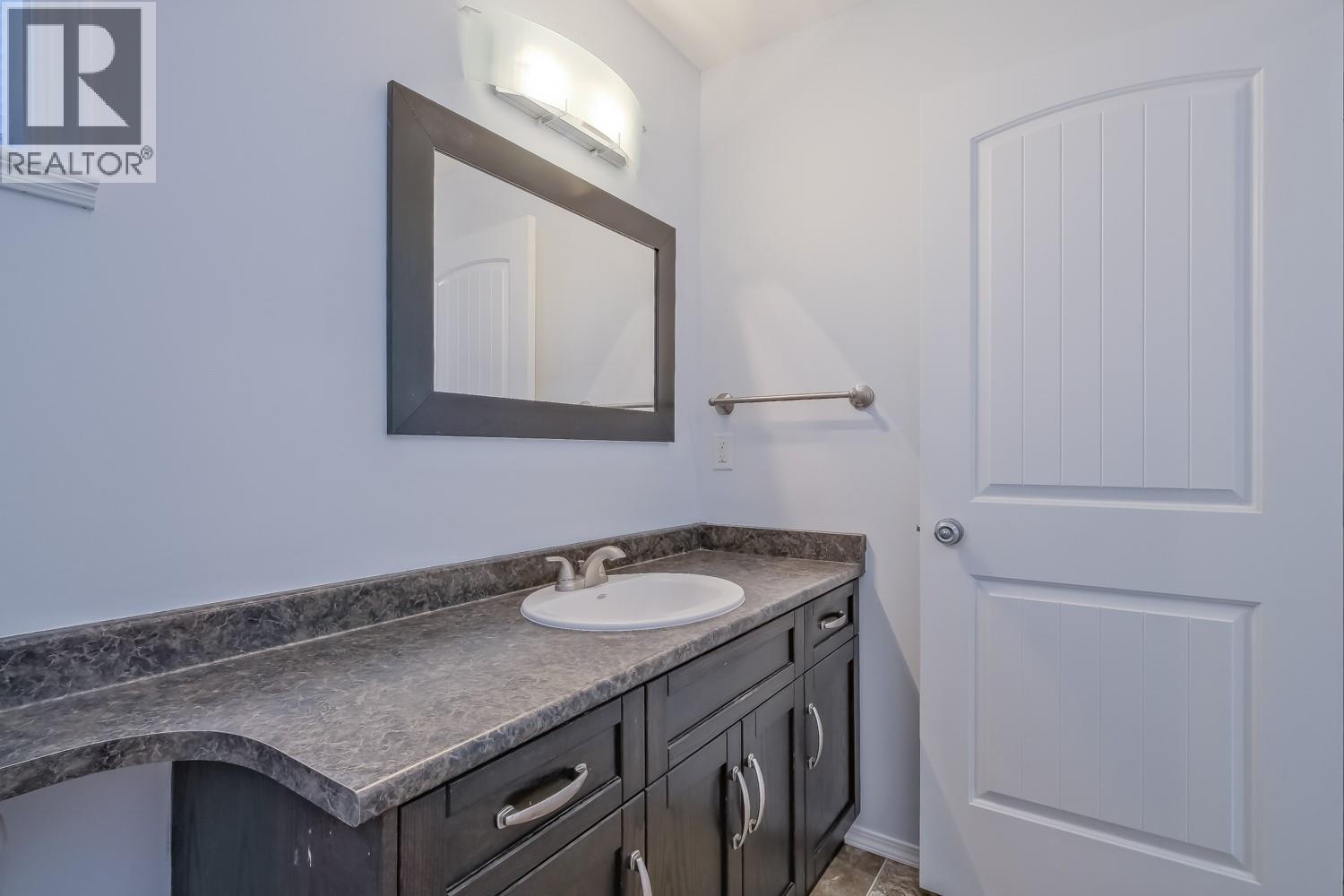 423 Tennis Street Unit# 101, Penticton, British Columbia  V2A 5R4 - Photo 38 - 10382594