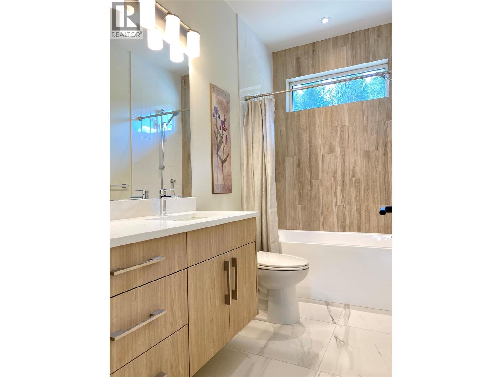 8781 Riverside Drive, Grand Forks, British Columbia  V0H 1H0 - Photo 16 - 10382244