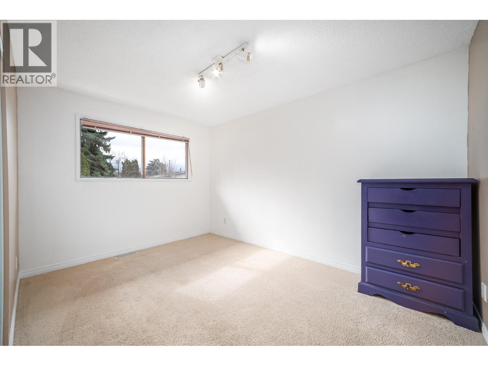 885 Camelia Road, Kelowna, British Columbia  V1X 3M9 - Photo 22 - 10381298