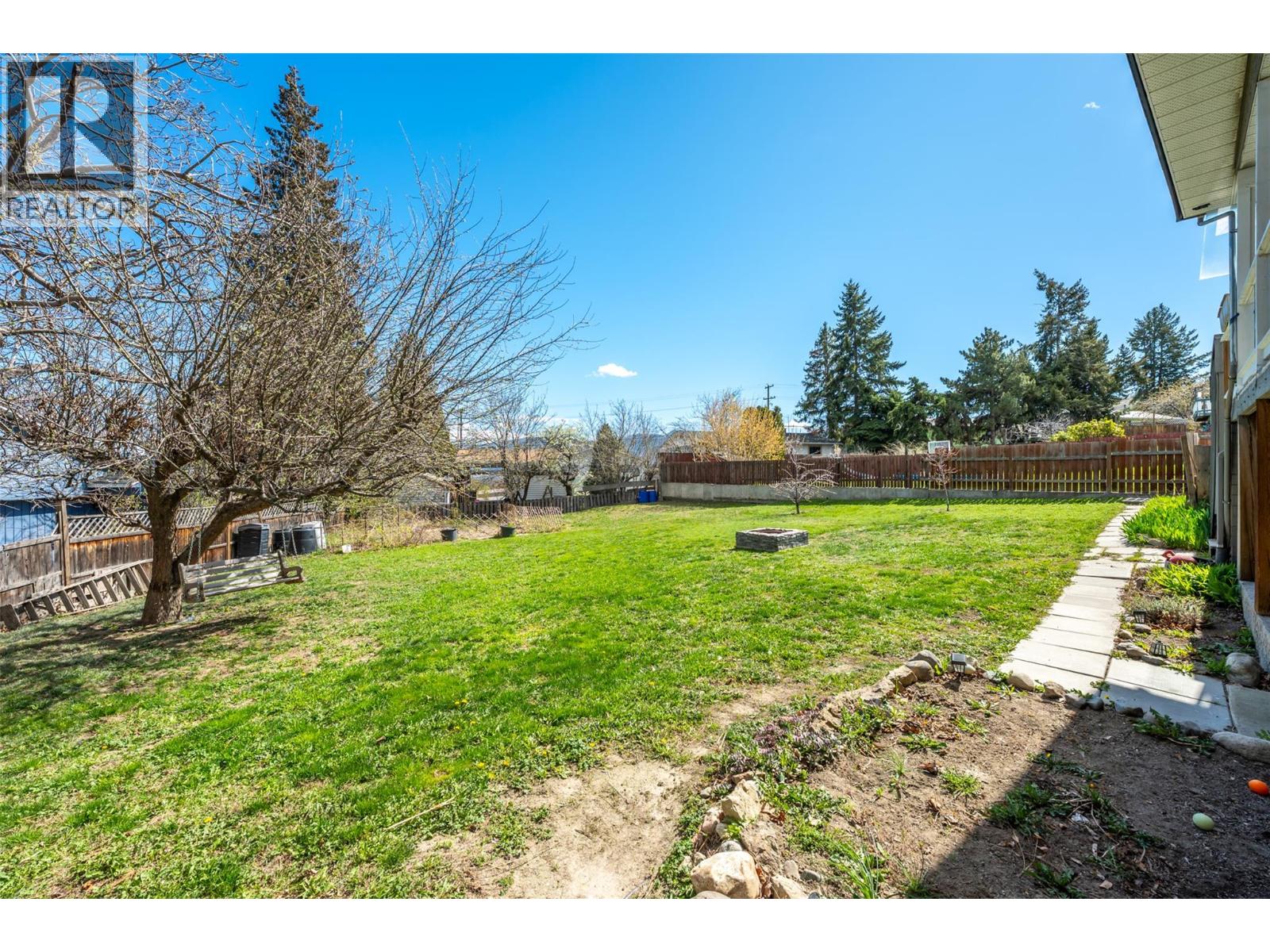 3853 Glenway Road, West Kelowna, British Columbia  V4T 1C9 - Photo 10 - 10382623