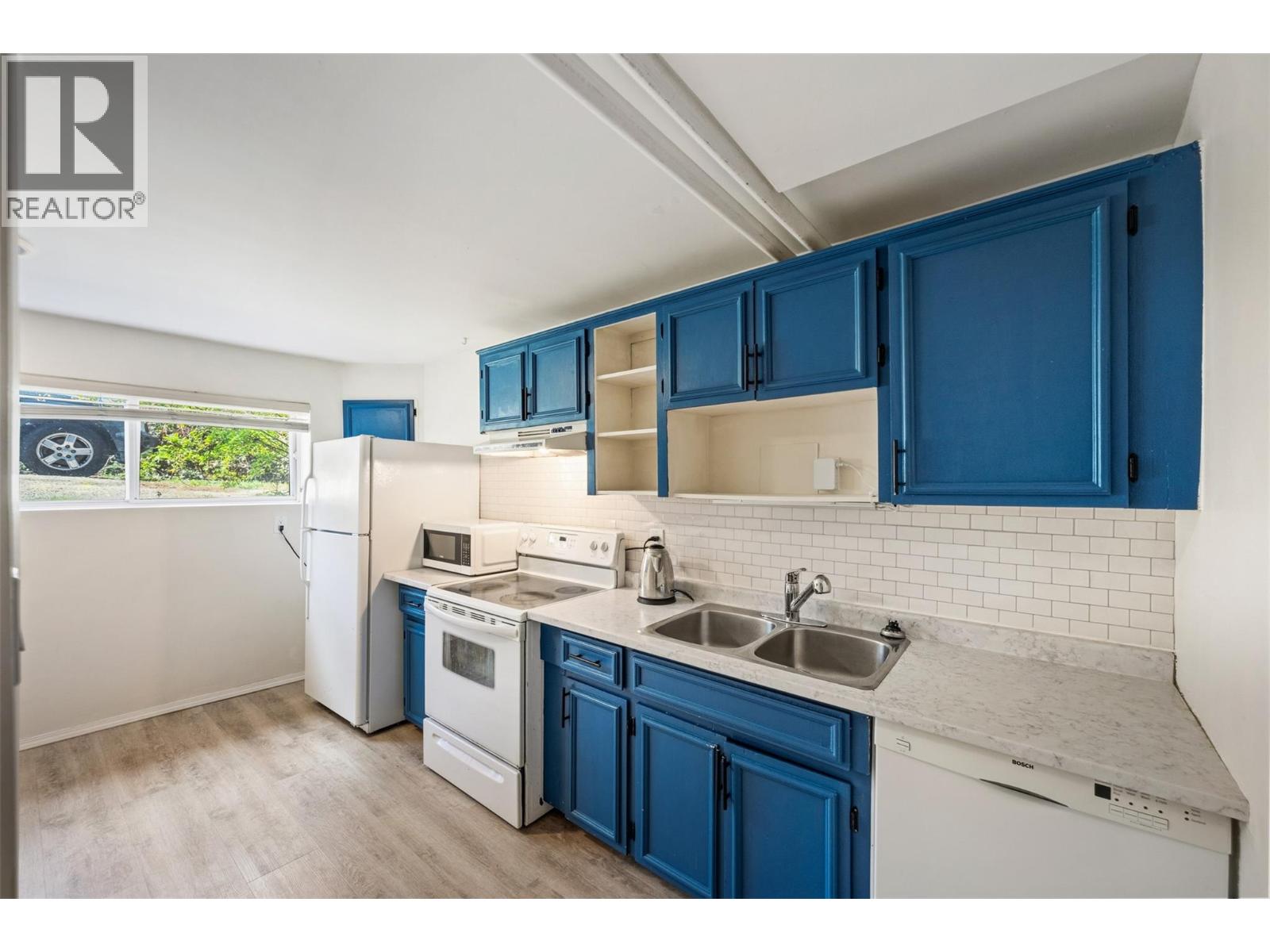 3853 Glenway Road, West Kelowna, British Columbia  V4T 1C9 - Photo 8 - 10382623