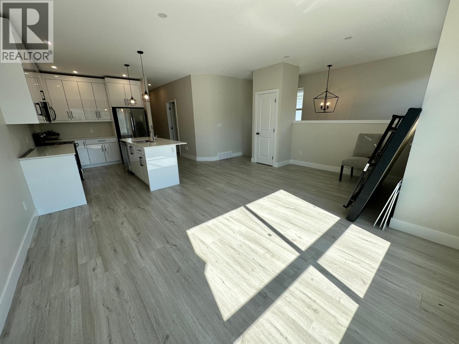 2648 Tranquille Road Unit# 106, Kamloops, British Columbia  V2B 0J4 - Photo 6 - 10382590