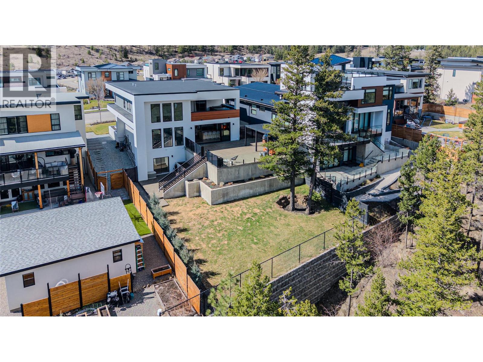 1293 Prairie Rose Drive, Kamloops, British Columbia  V2E 0B4 - Photo 2 - 10382535