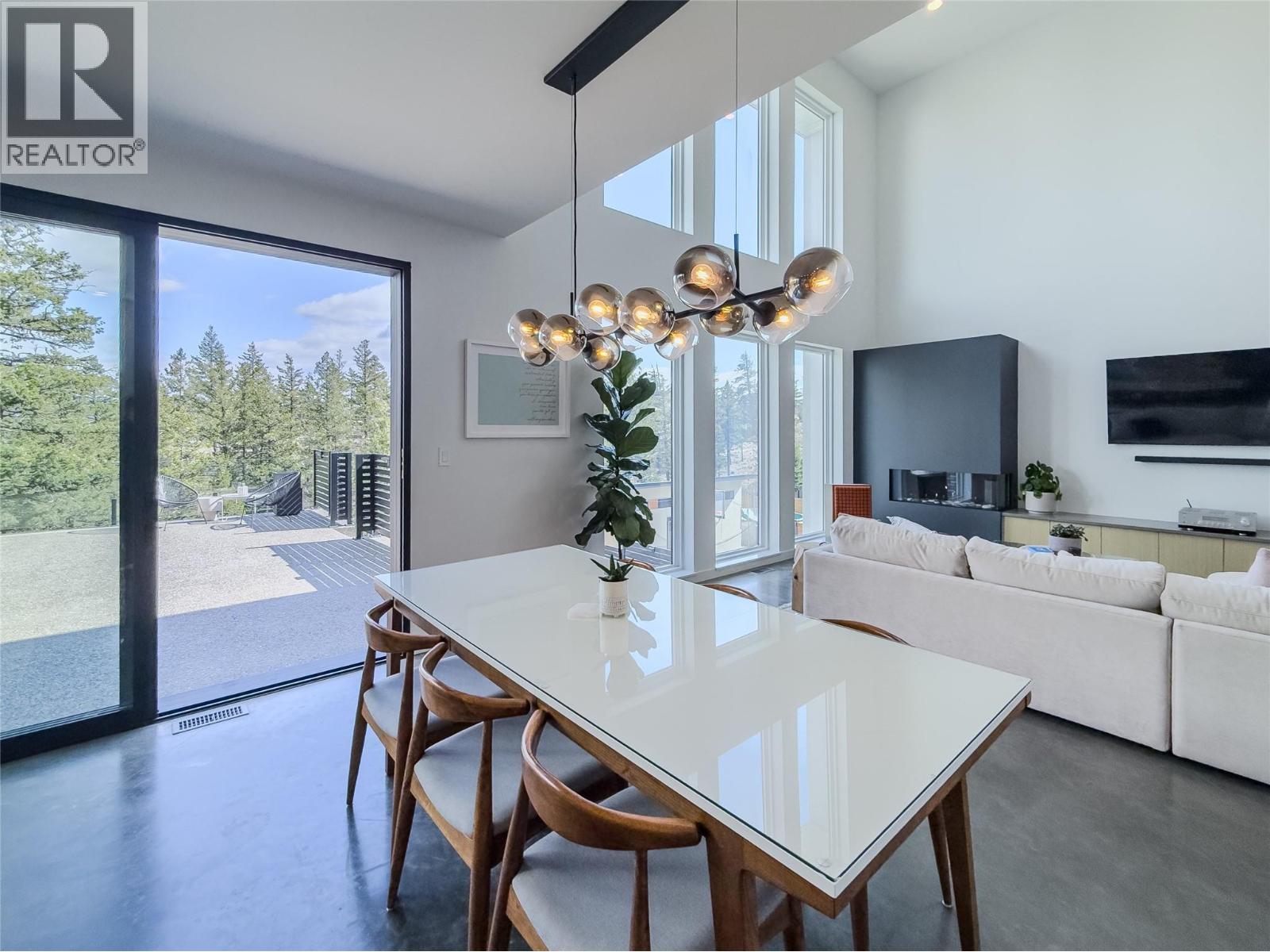 1293 Prairie Rose Drive, Kamloops, British Columbia  V2E 0B4 - Photo 9 - 10382535