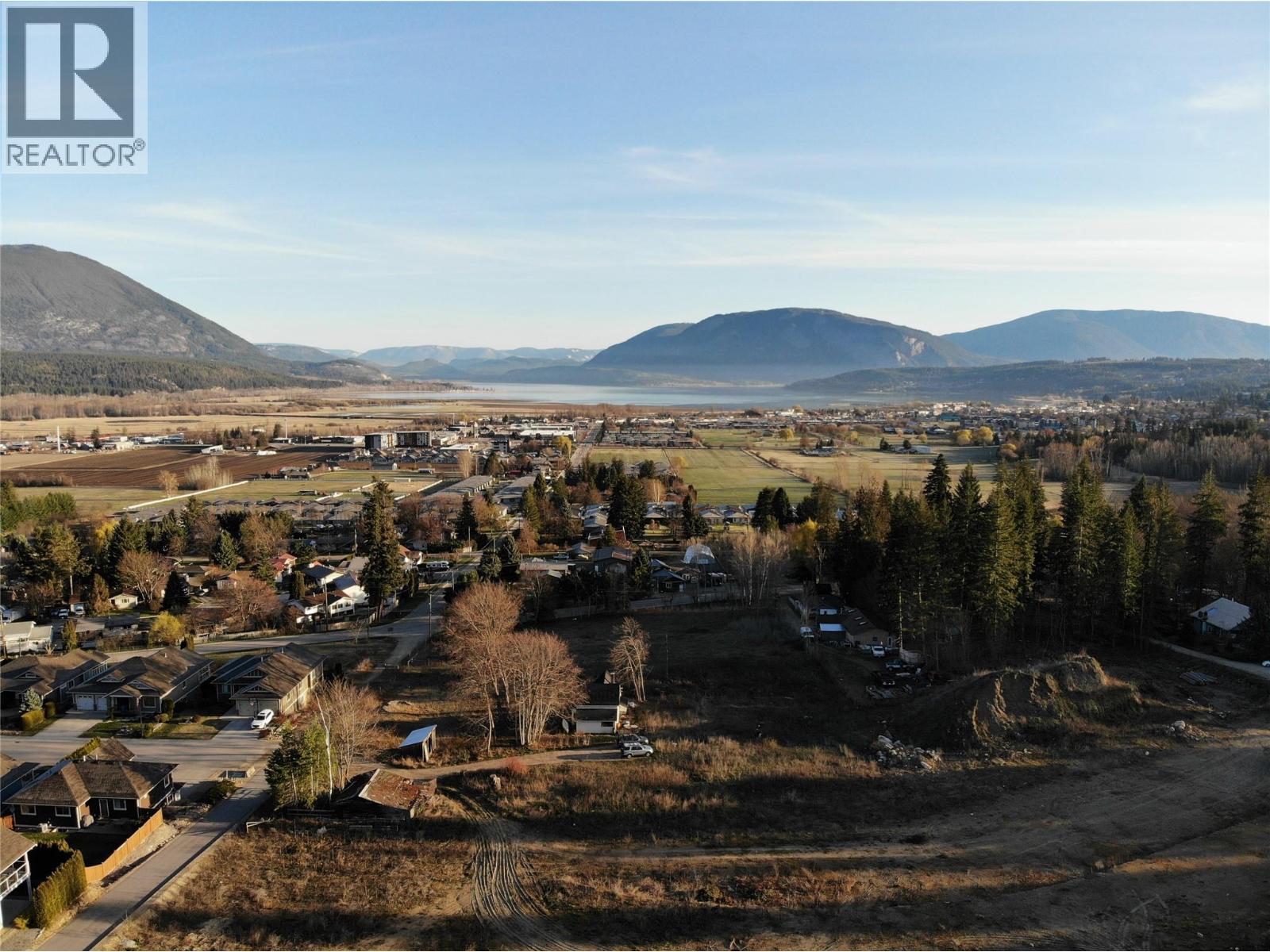 840 25th Avenue Sw Lot# 13, Salmon Arm, British Columbia  V1E 4M2 - Photo 3 - 10382370