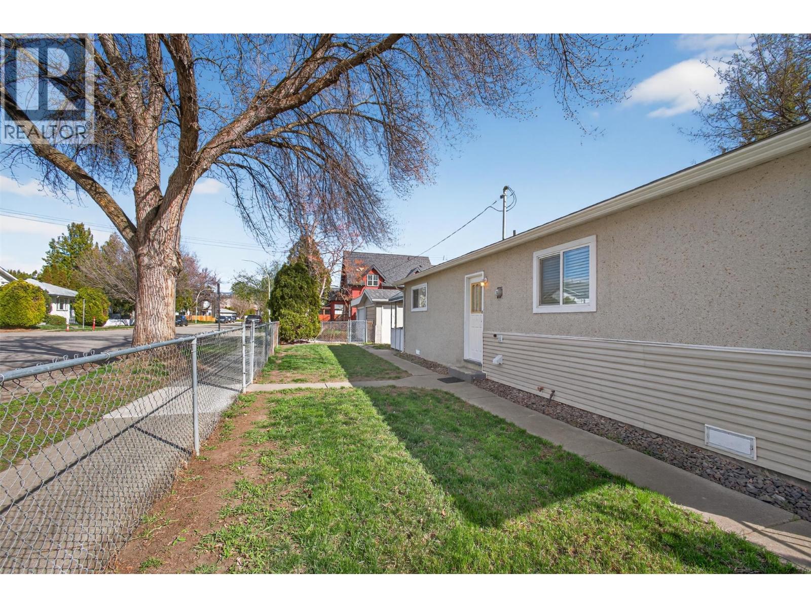 1405 Ethel Street, Kelowna, British Columbia  V1Y 2X5 - Photo 7 - 10382228