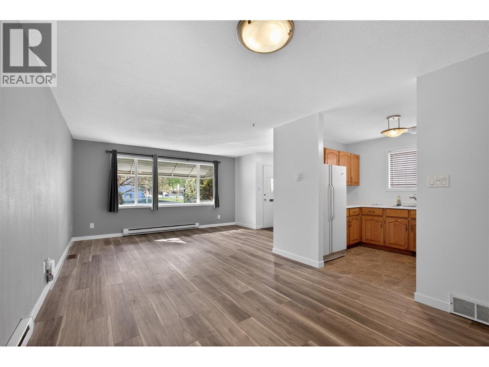 1405 Ethel Street, Kelowna, British Columbia  V1Y 2X5 - Photo 9 - 10382228