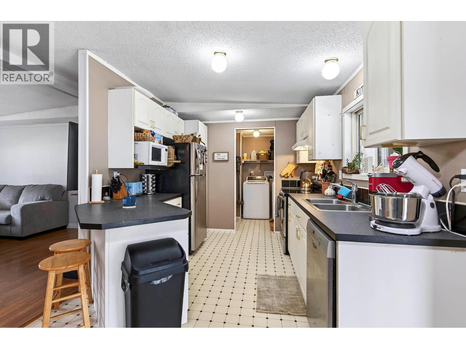 1204 Hern Road, Clearwater, British Columbia  v0e 1n2 - Photo 9 - 10381929