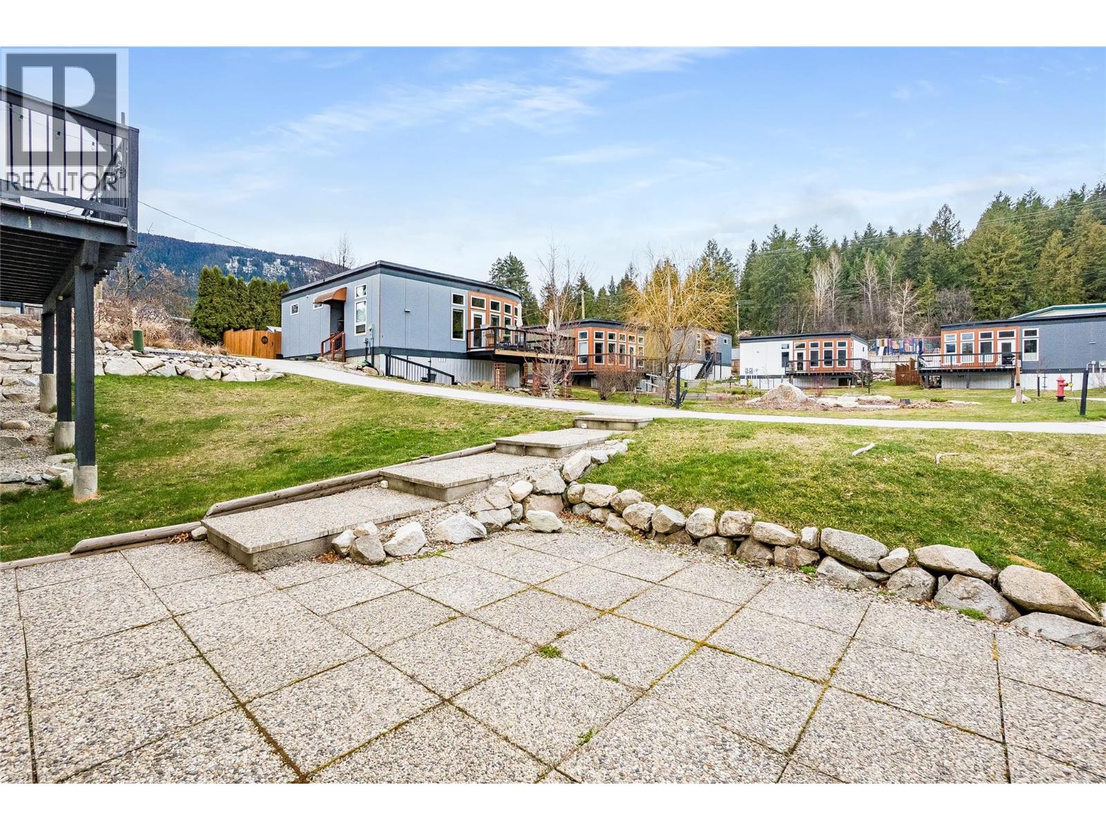 1517 Crease Avenue Unit# 2, Nelson, British Columbia  V1L 1A5 - Photo 5 - 10380449