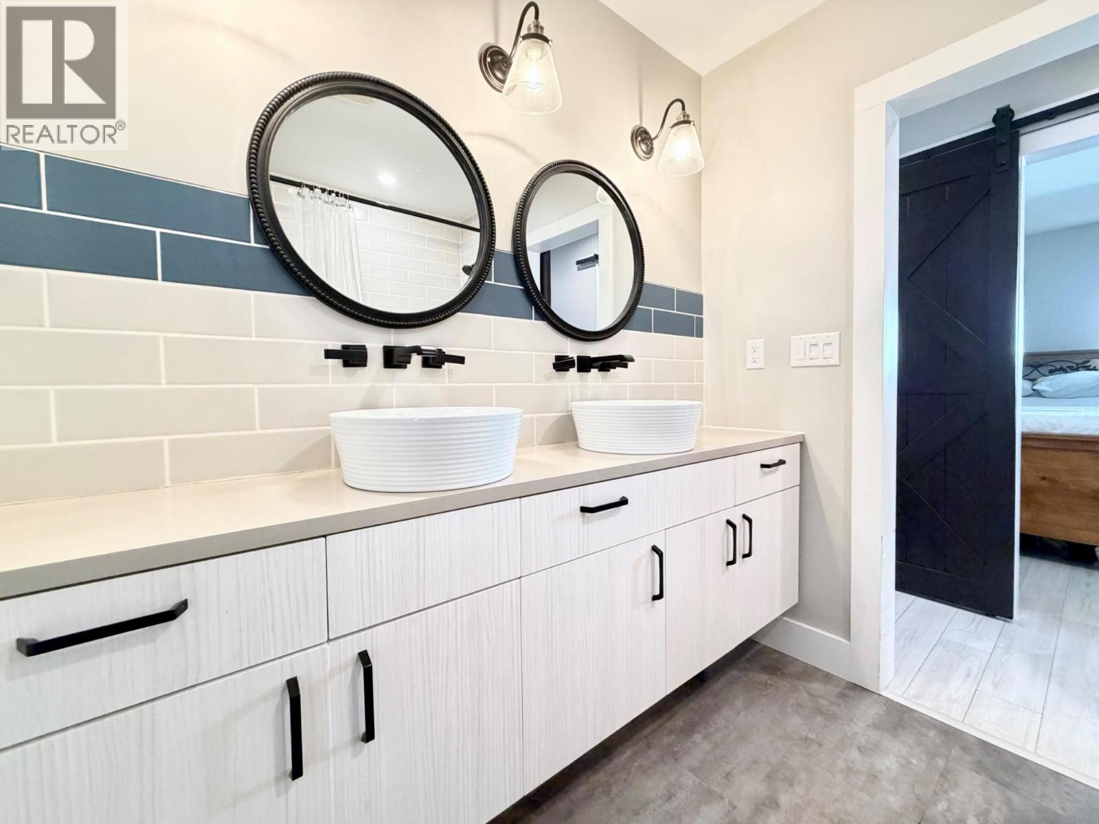 448 Caribou Street, Penticton, British Columbia  V2A 5W6 - Photo 11 - 10382649