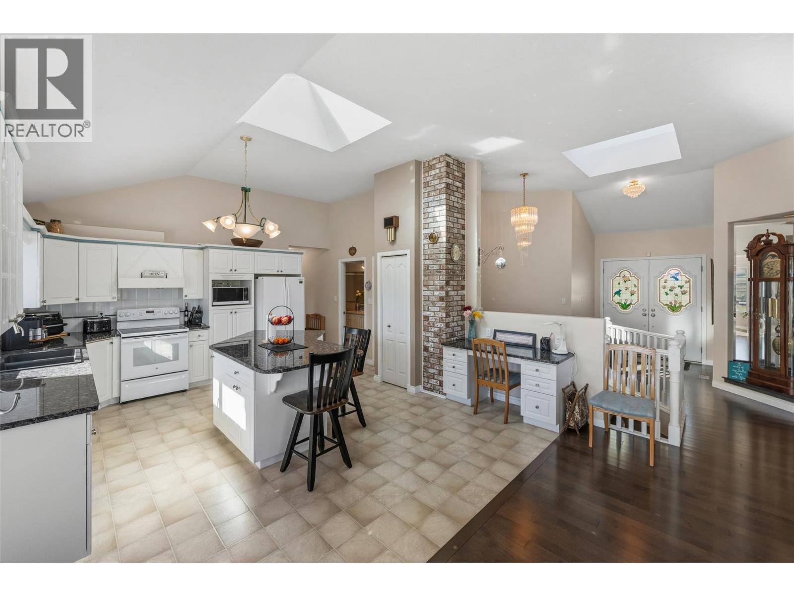 600 Ponderosa Road, Oliver, British Columbia  V0H 1T1 - Photo 19 - 10382569