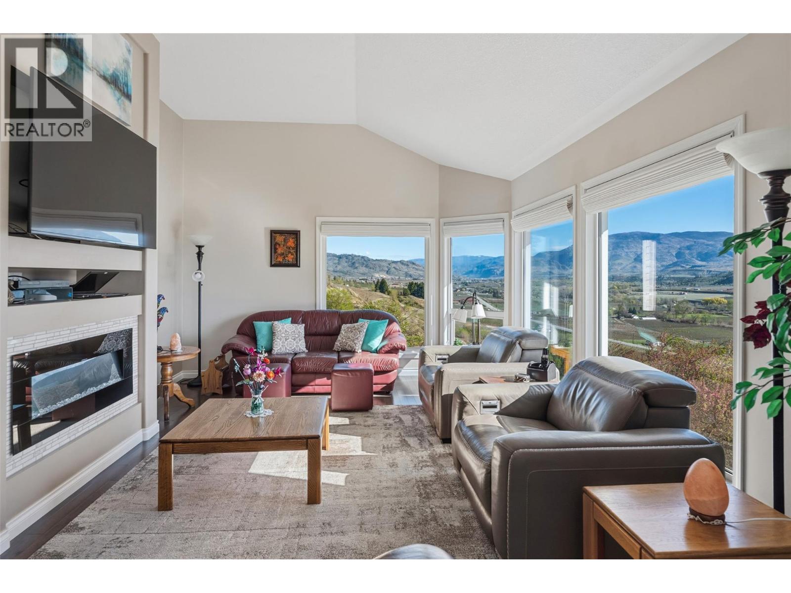 600 Ponderosa Road, Oliver, British Columbia  V0H 1T1 - Photo 5 - 10382569