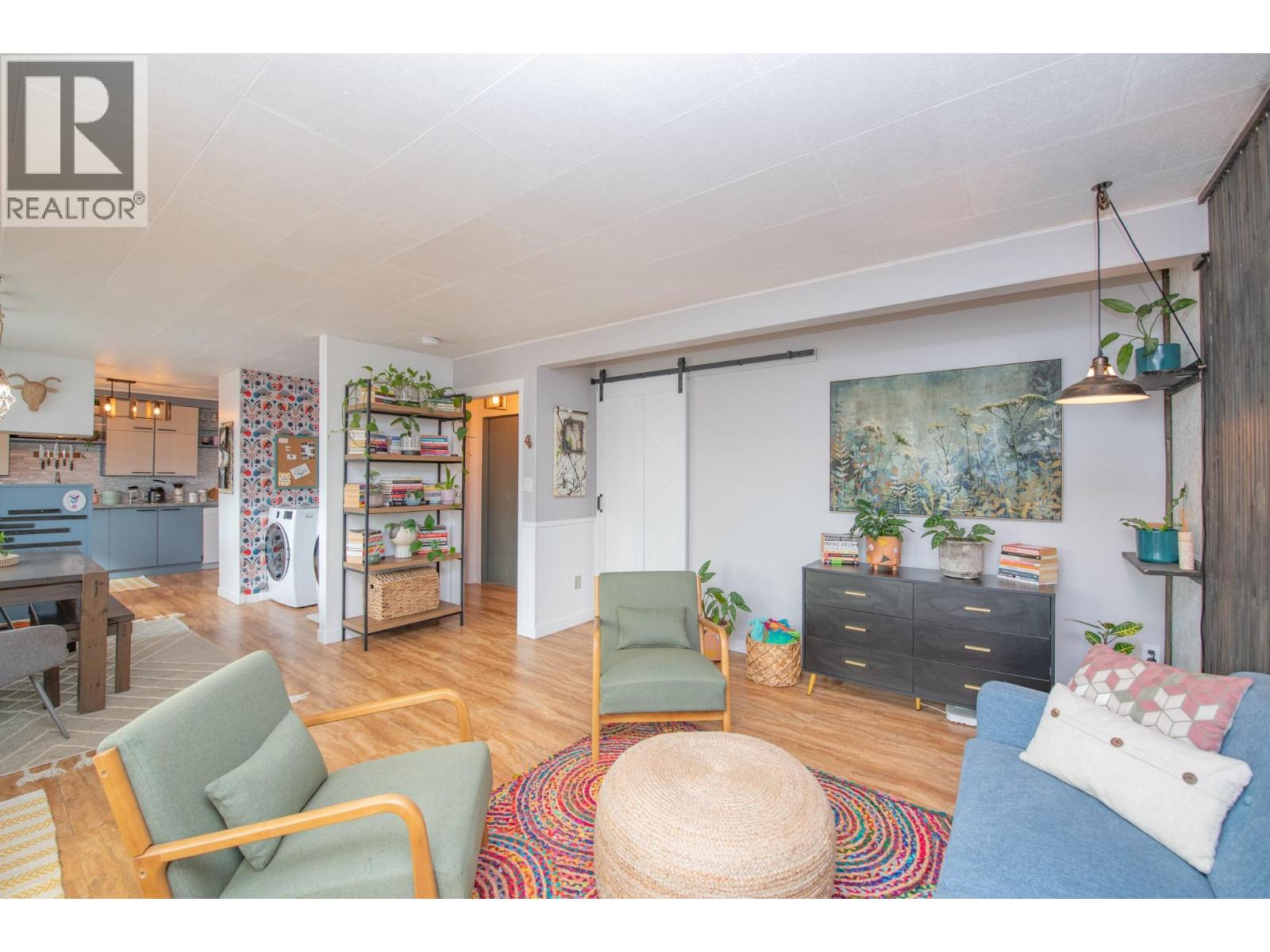 3208 Pleasant Valley Road, Vernon, British Columbia  V1T 4L5 - Photo 15 - 10382334