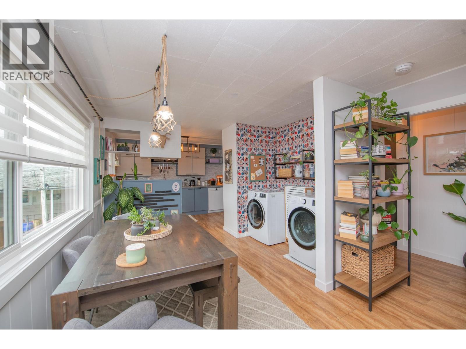 3208 Pleasant Valley Road, Vernon, British Columbia  V1T 4L5 - Photo 18 - 10382334