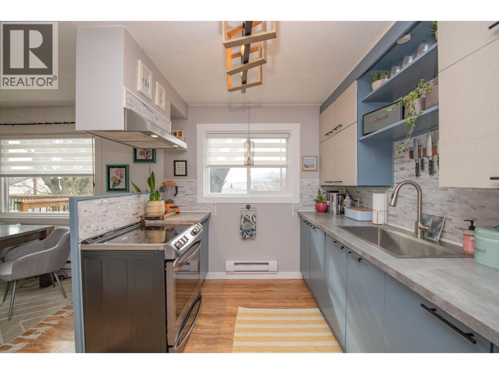 3208 Pleasant Valley Road, Vernon, British Columbia  V1T 4L5 - Photo 26 - 10382334