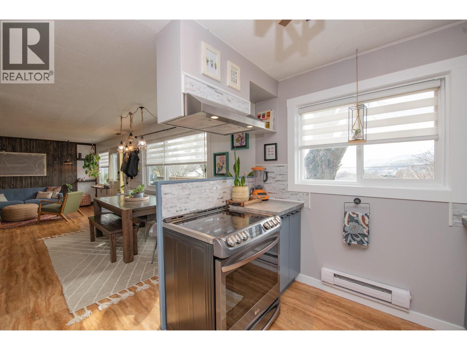 3208 Pleasant Valley Road, Vernon, British Columbia  V1T 4L5 - Photo 27 - 10382334