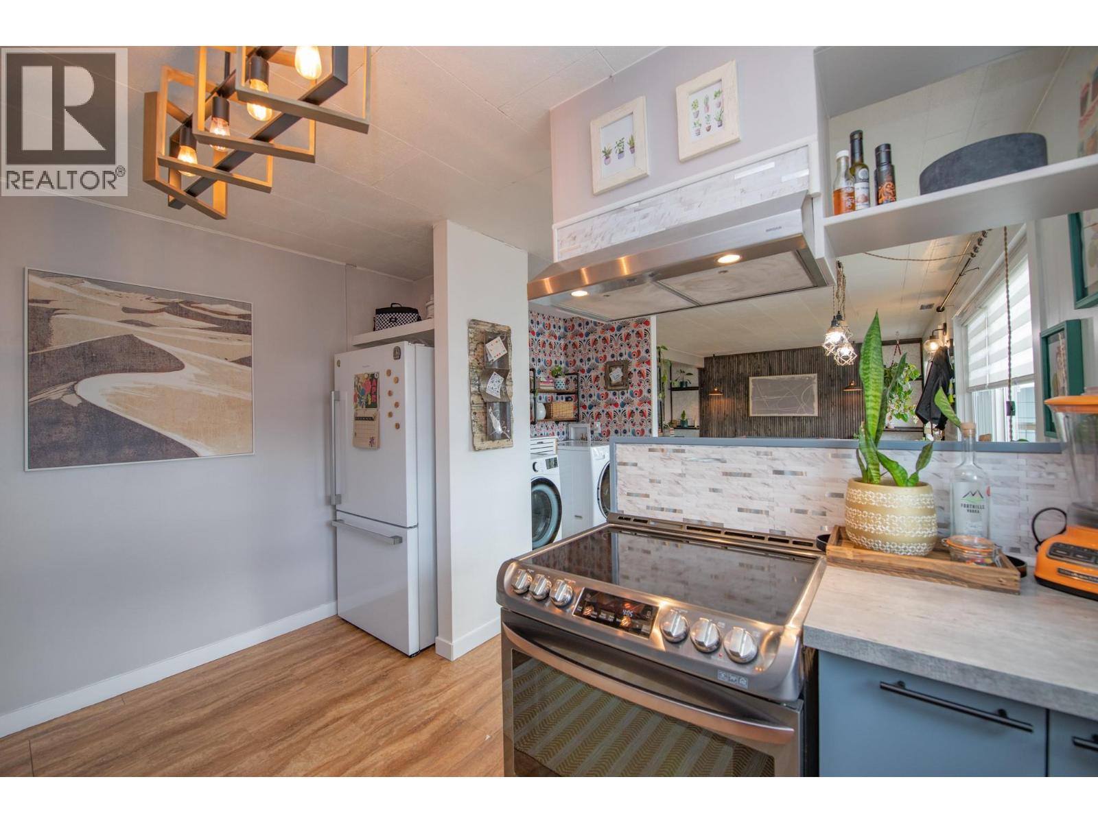 3208 Pleasant Valley Road, Vernon, British Columbia  V1T 4L5 - Photo 31 - 10382334