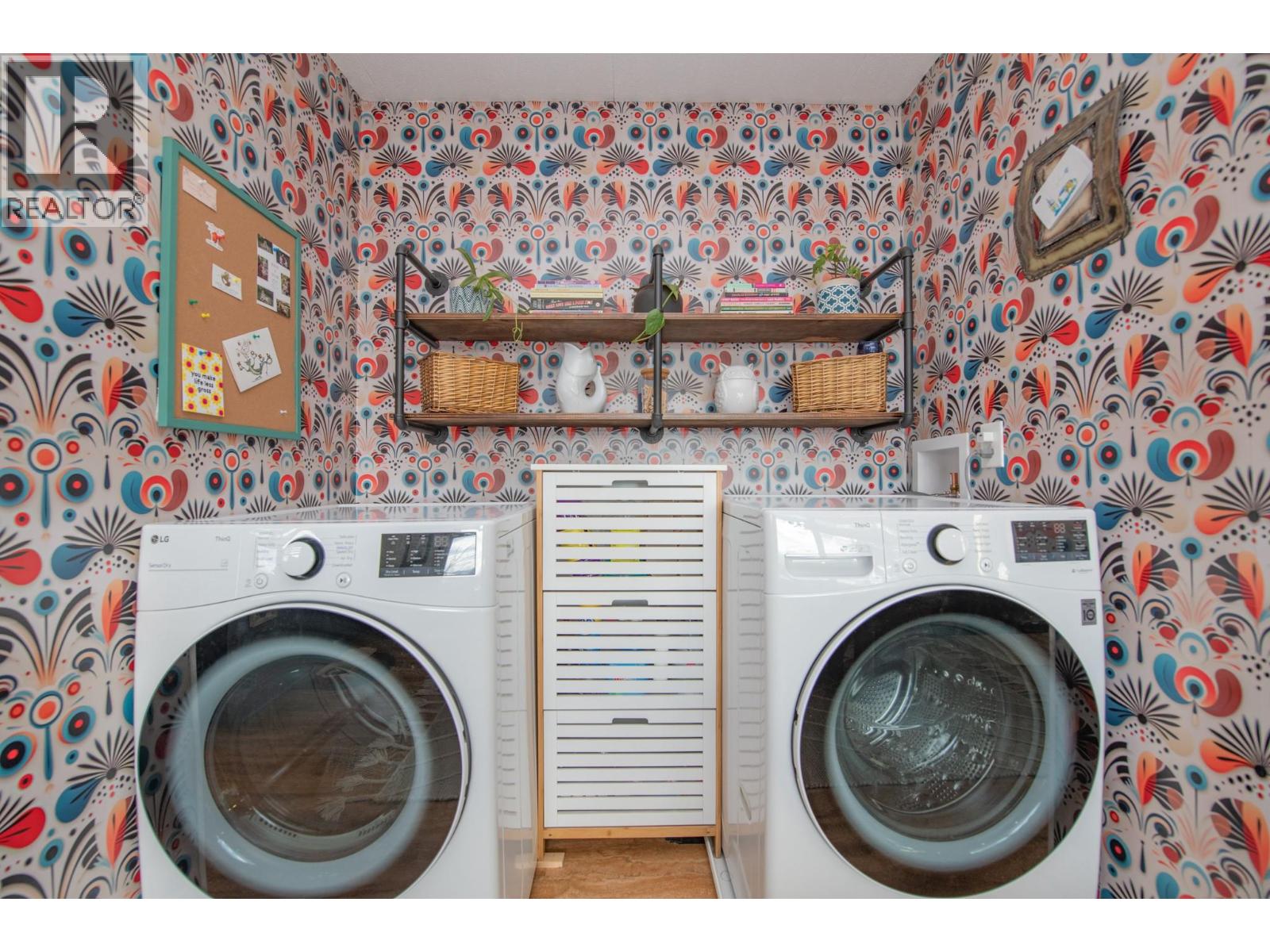 3208 Pleasant Valley Road, Vernon, British Columbia  V1T 4L5 - Photo 36 - 10382334