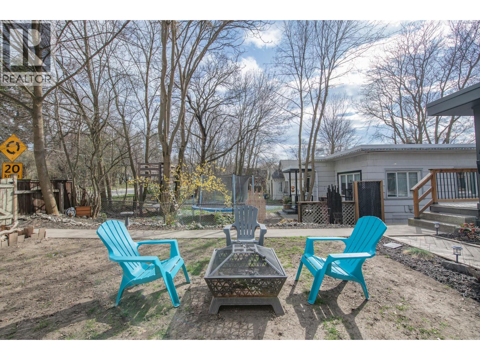 3208 Pleasant Valley Road, Vernon, British Columbia  V1T 4L5 - Photo 43 - 10382334