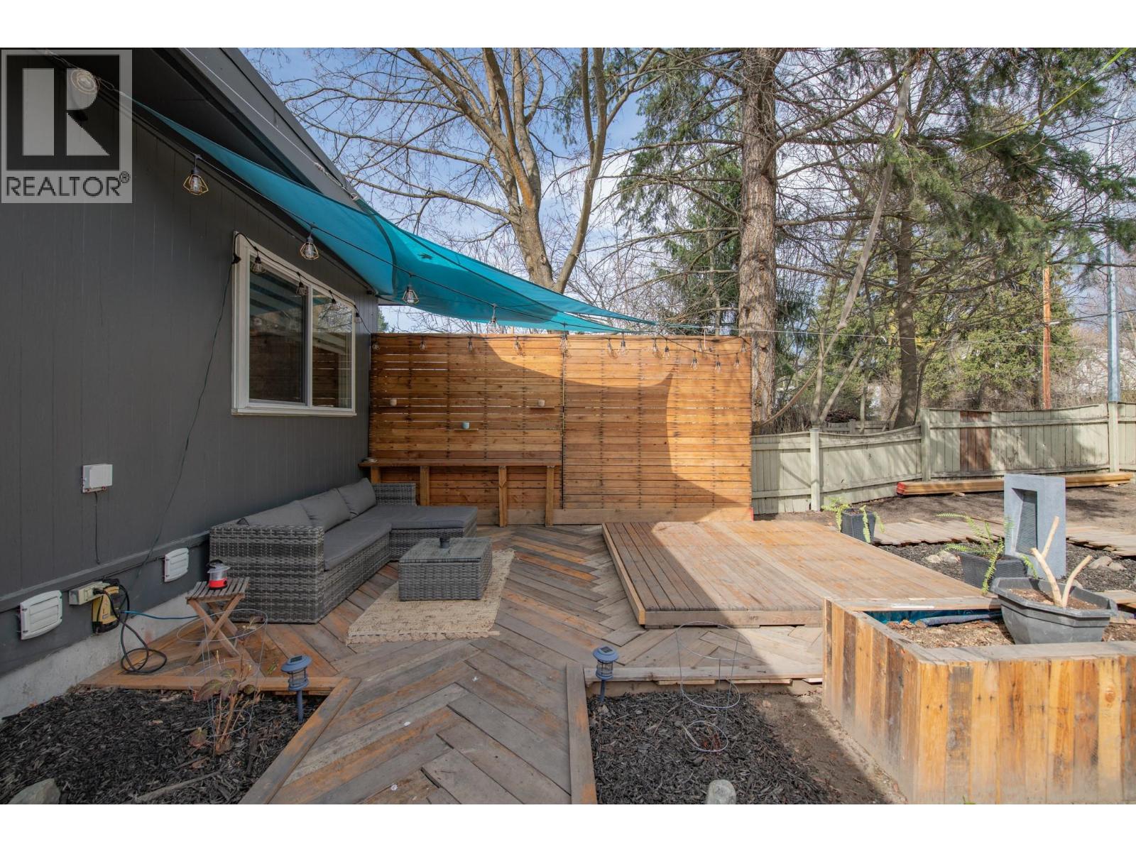 3208 Pleasant Valley Road, Vernon, British Columbia  V1T 4L5 - Photo 47 - 10382334