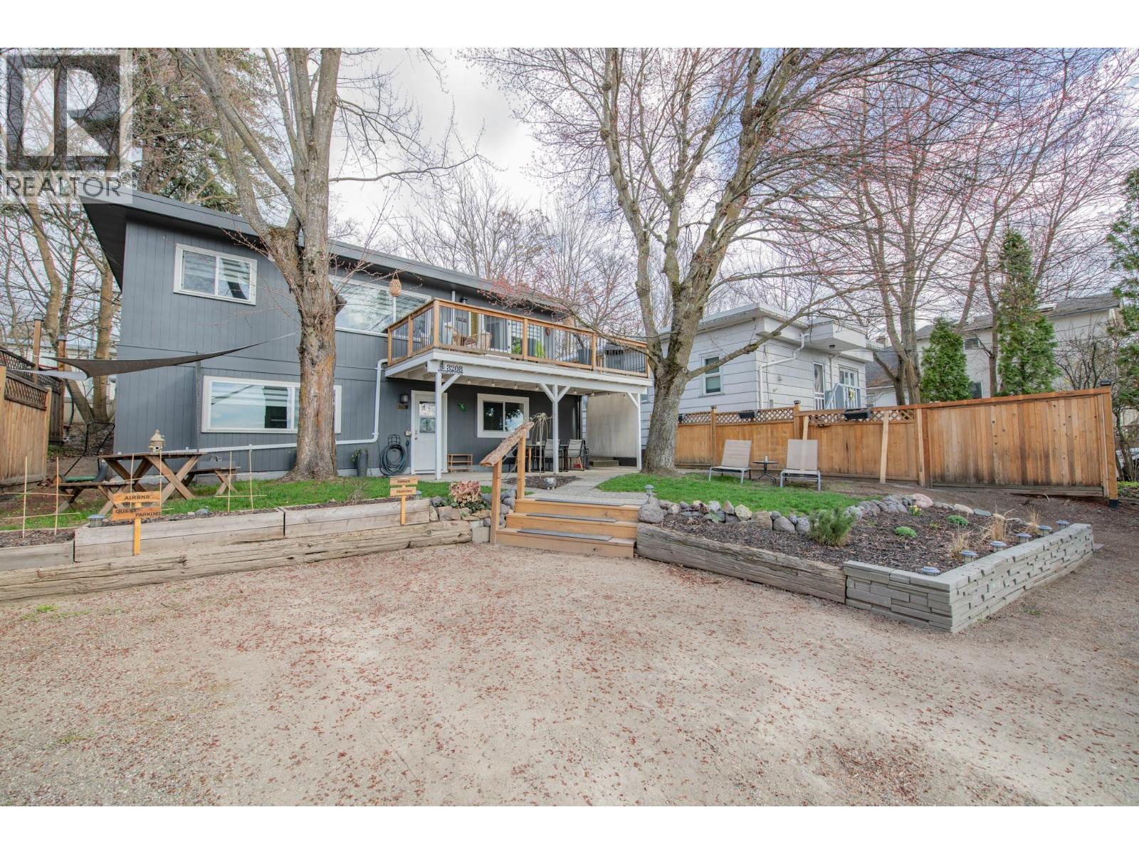 3208 Pleasant Valley Road, Vernon, British Columbia  V1T 4L5 - Photo 5 - 10382334