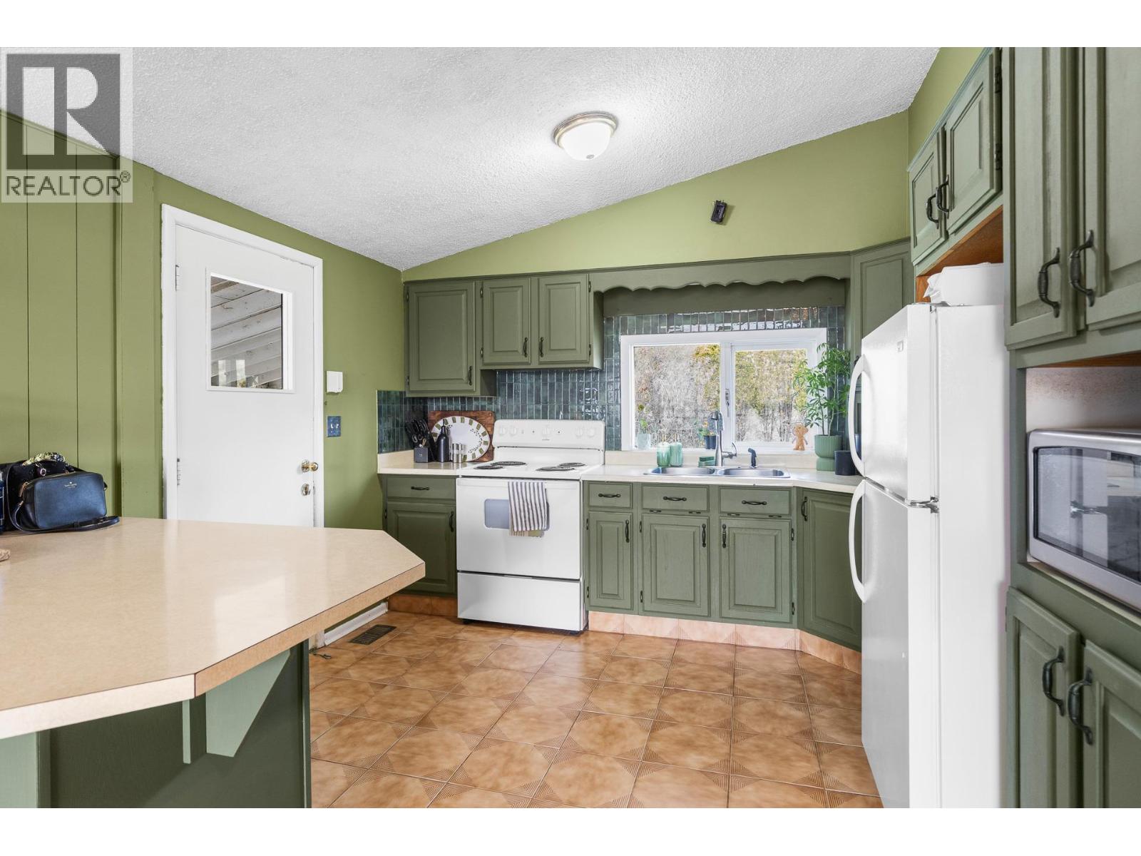 3858 Angus Drive Lot# 5074, West Kelowna, British Columbia  V4T 2J8 - Photo 3 - 10382329