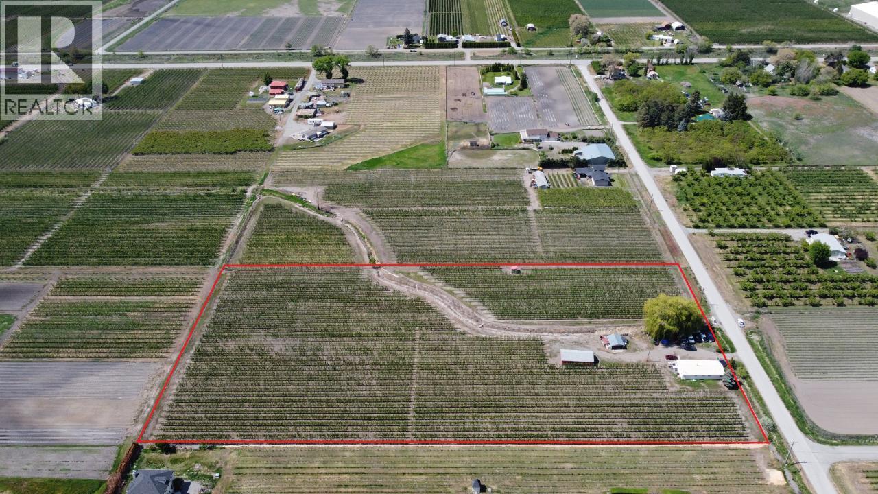 696 Lowe Drive, Cawston, British Columbia  V0X 1C2 - Photo 2 - 10382663