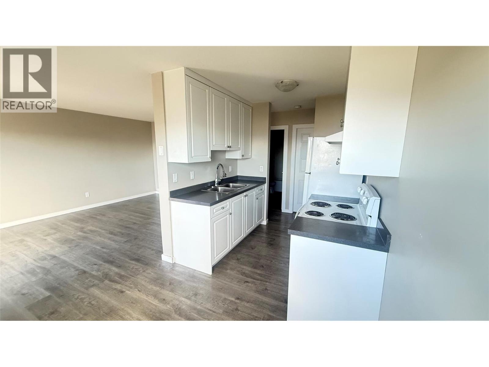 1810 Summit Drive Unit# 33, Kamloops, British Columbia  V2E 2C7 - Photo 12 - 10382578