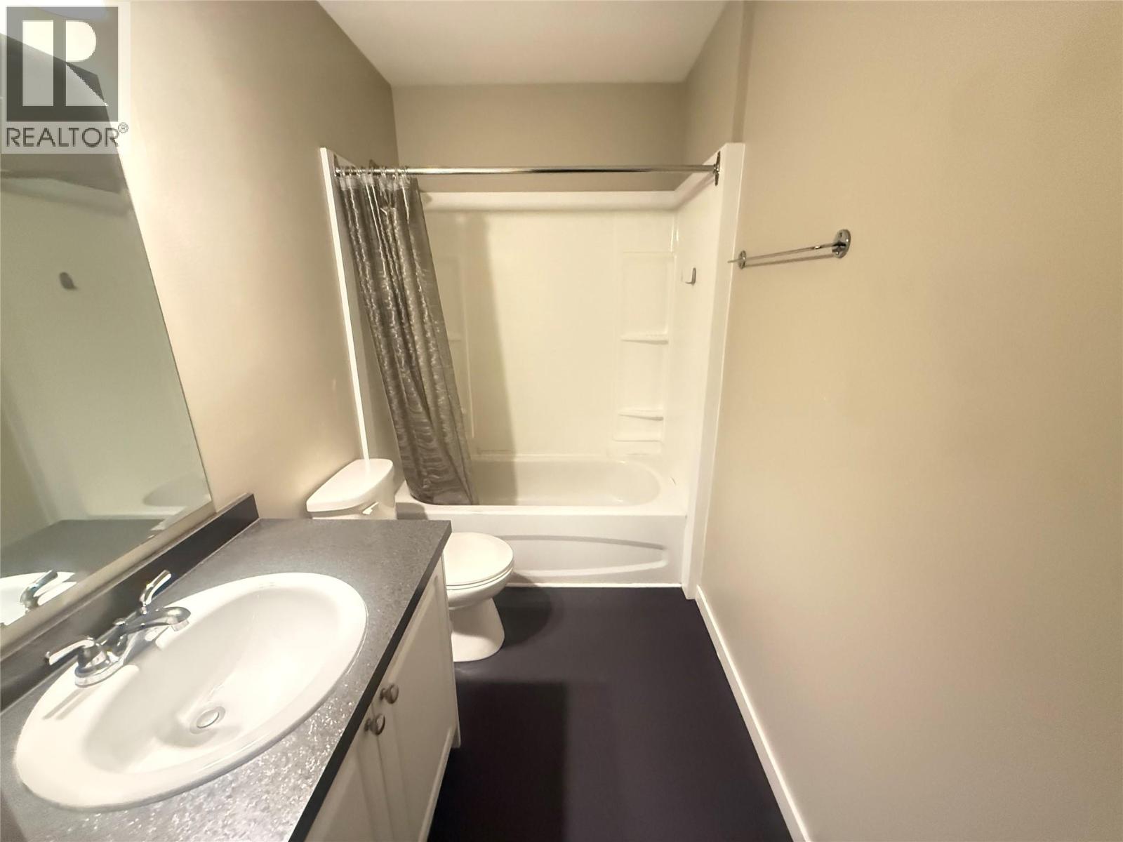 1810 Summit Drive Unit# 33, Kamloops, British Columbia  V2E 2C7 - Photo 13 - 10382578