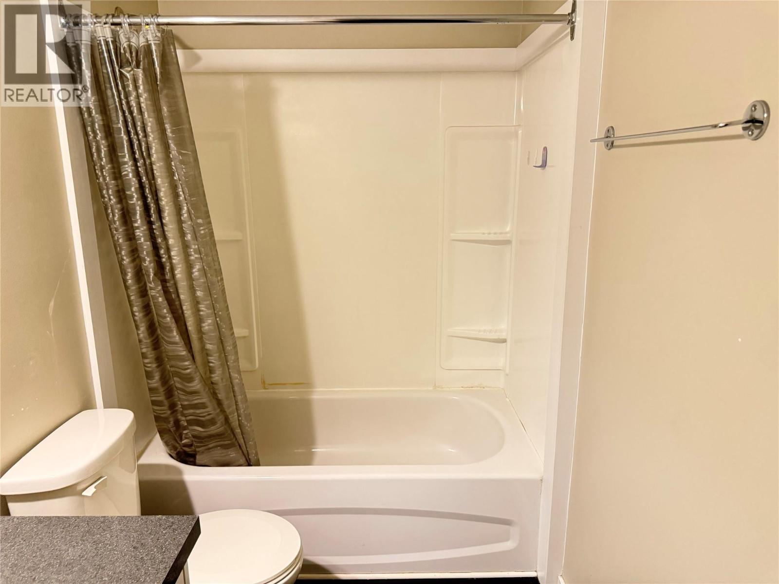 1810 Summit Drive Unit# 33, Kamloops, British Columbia  V2E 2C7 - Photo 14 - 10382578