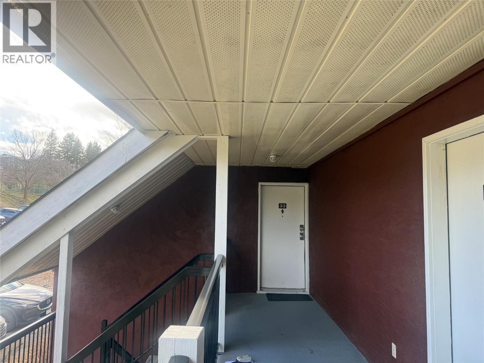 1810 Summit Drive Unit# 33, Kamloops, British Columbia  V2E 2C7 - Photo 4 - 10382578