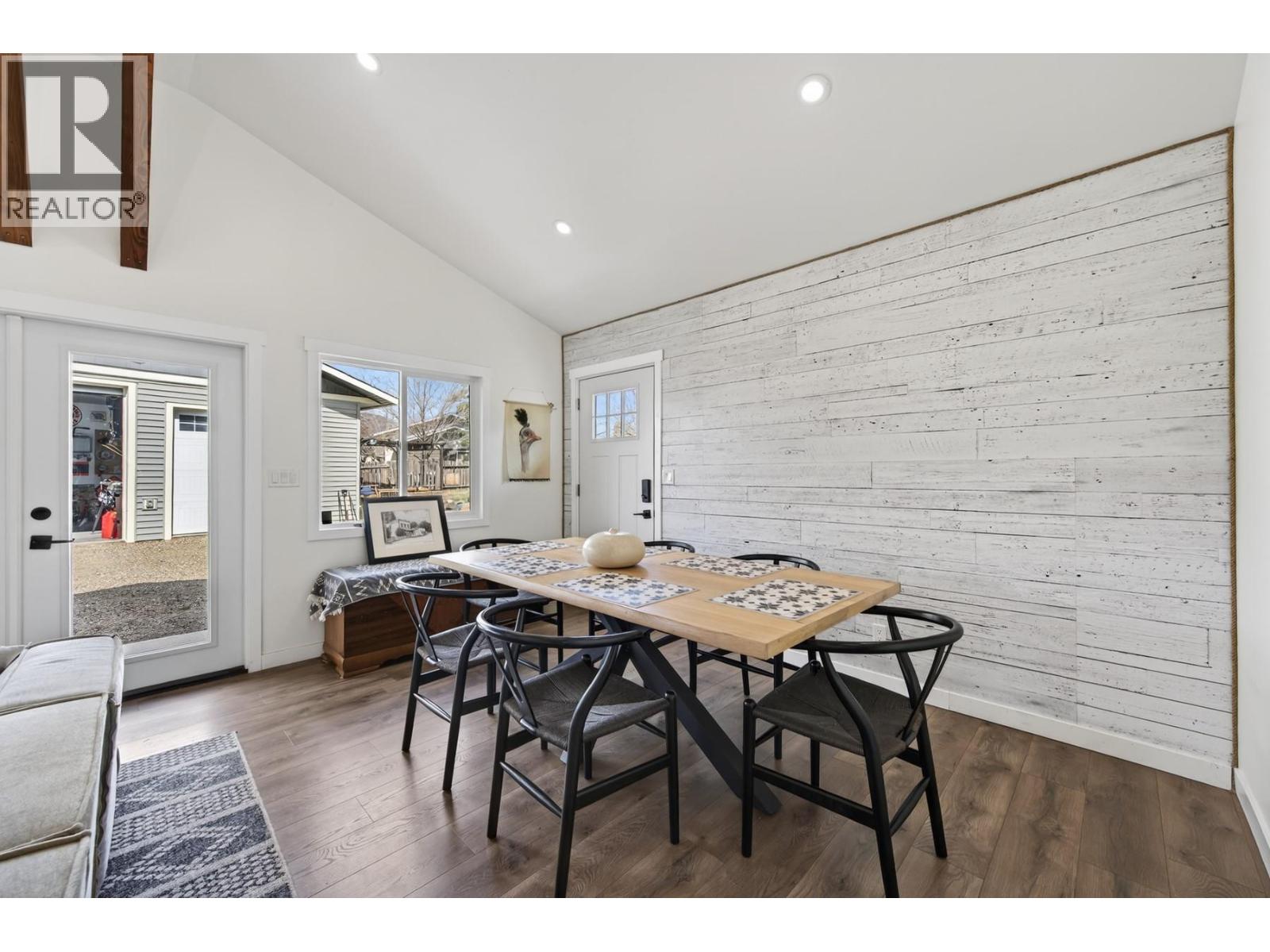 5914 Todd Road, Kamloops, British Columbia  V2C 5X1 - Photo 16 - 10382406