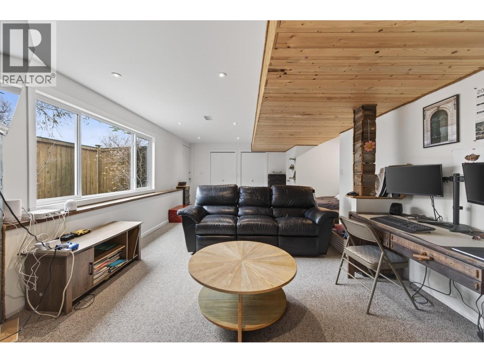 5914 Todd Road, Kamloops, British Columbia  V2C 5X1 - Photo 28 - 10382406