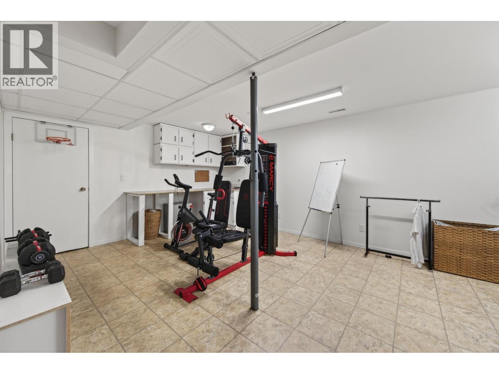 5914 Todd Road, Kamloops, British Columbia  V2C 5X1 - Photo 32 - 10382406