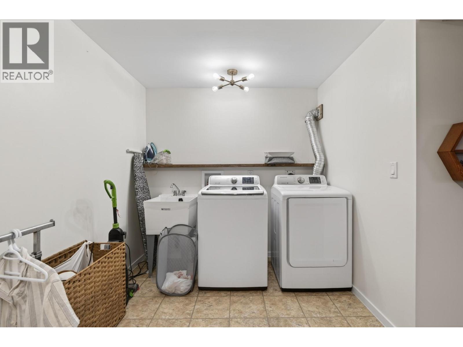 5914 Todd Road, Kamloops, British Columbia  V2C 5X1 - Photo 34 - 10382406