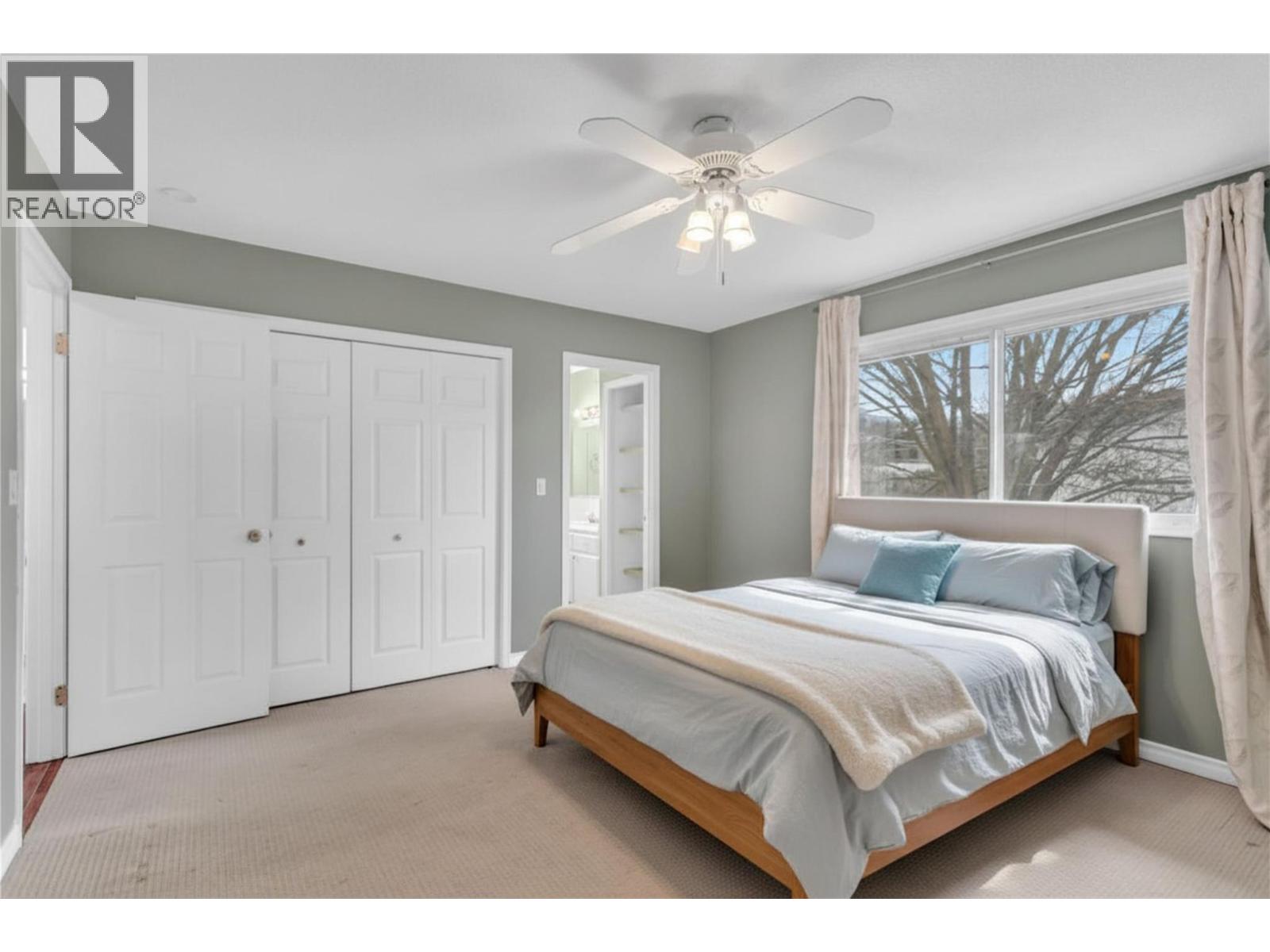 693 Paret Place, Kelowna, British Columbia  V1W 2K6 - Photo 25 - 10382187