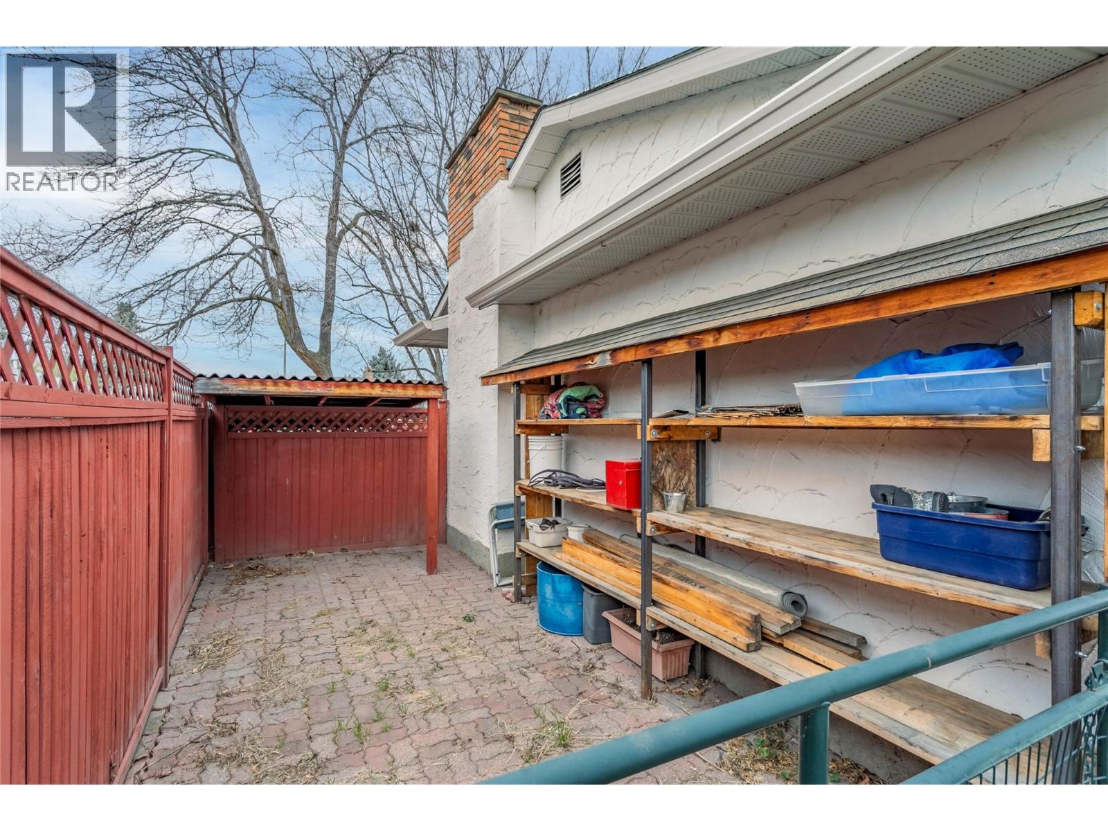 693 Paret Place, Kelowna, British Columbia  V1W 2K6 - Photo 56 - 10382187