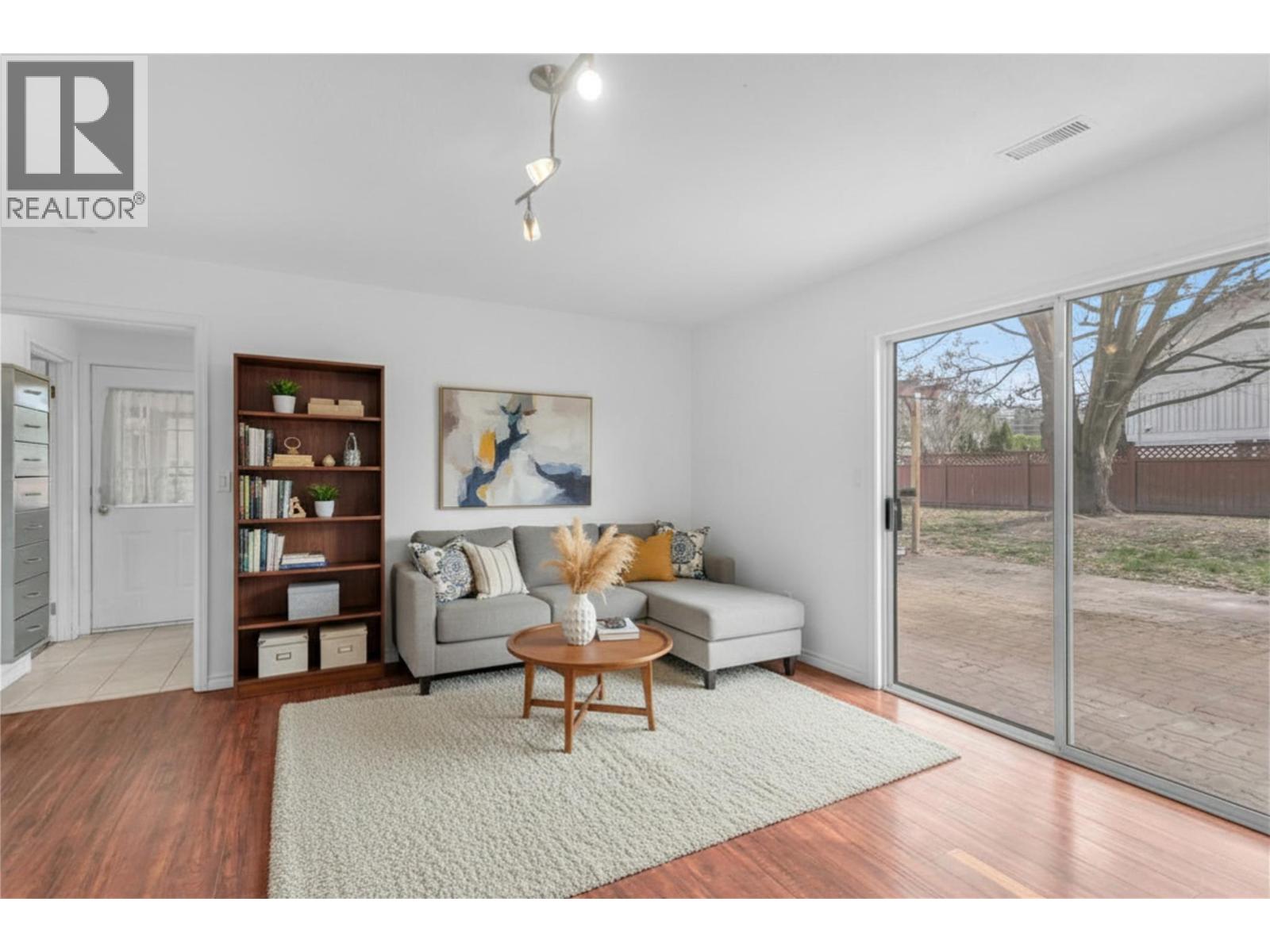 693 Paret Place, Kelowna, British Columbia  V1W 2K6 - Photo 57 - 10382187