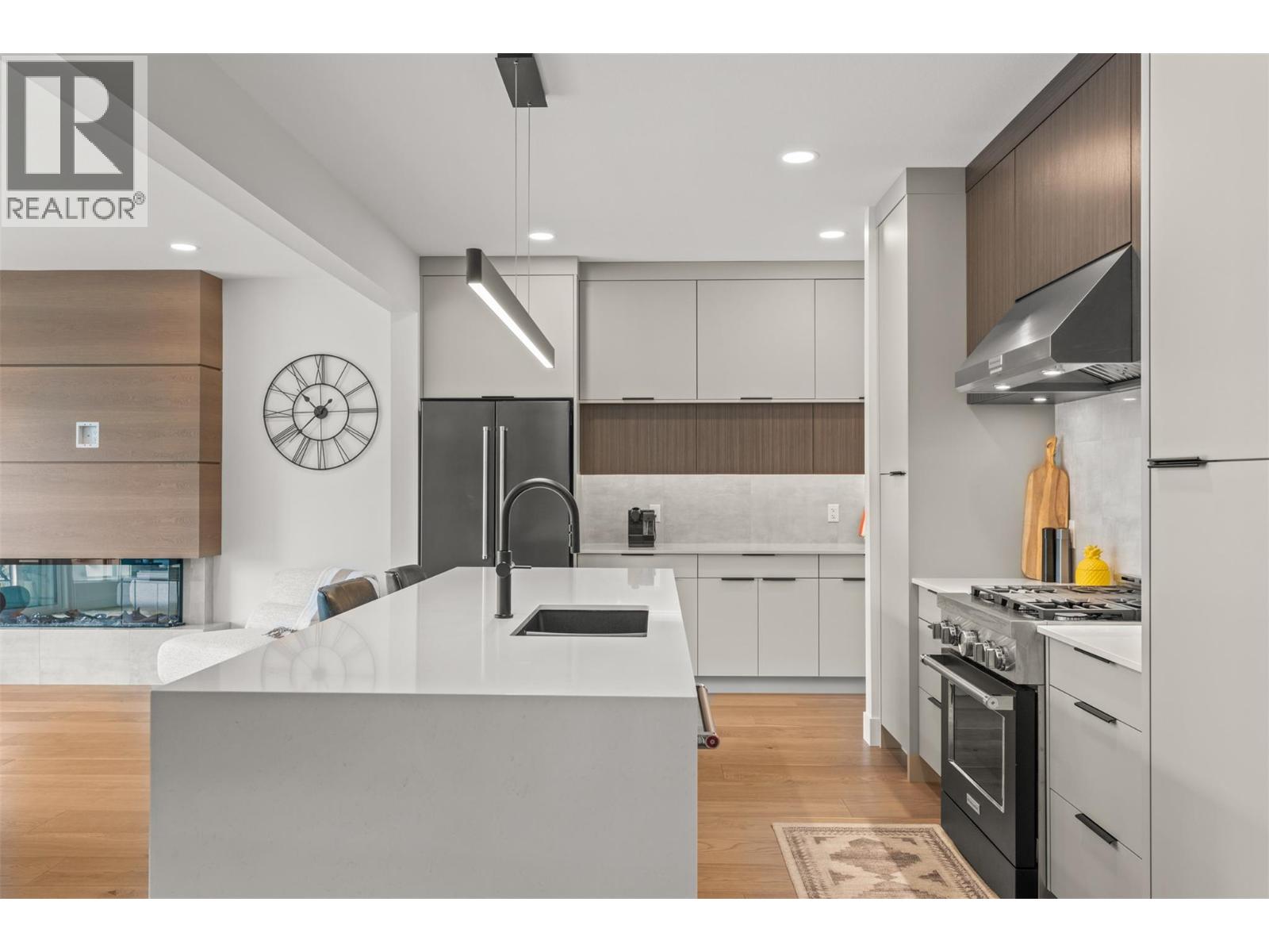 433 Morningview Drive, Coldstream, British Columbia  V1B 0B5 - Photo 13 - 10382543