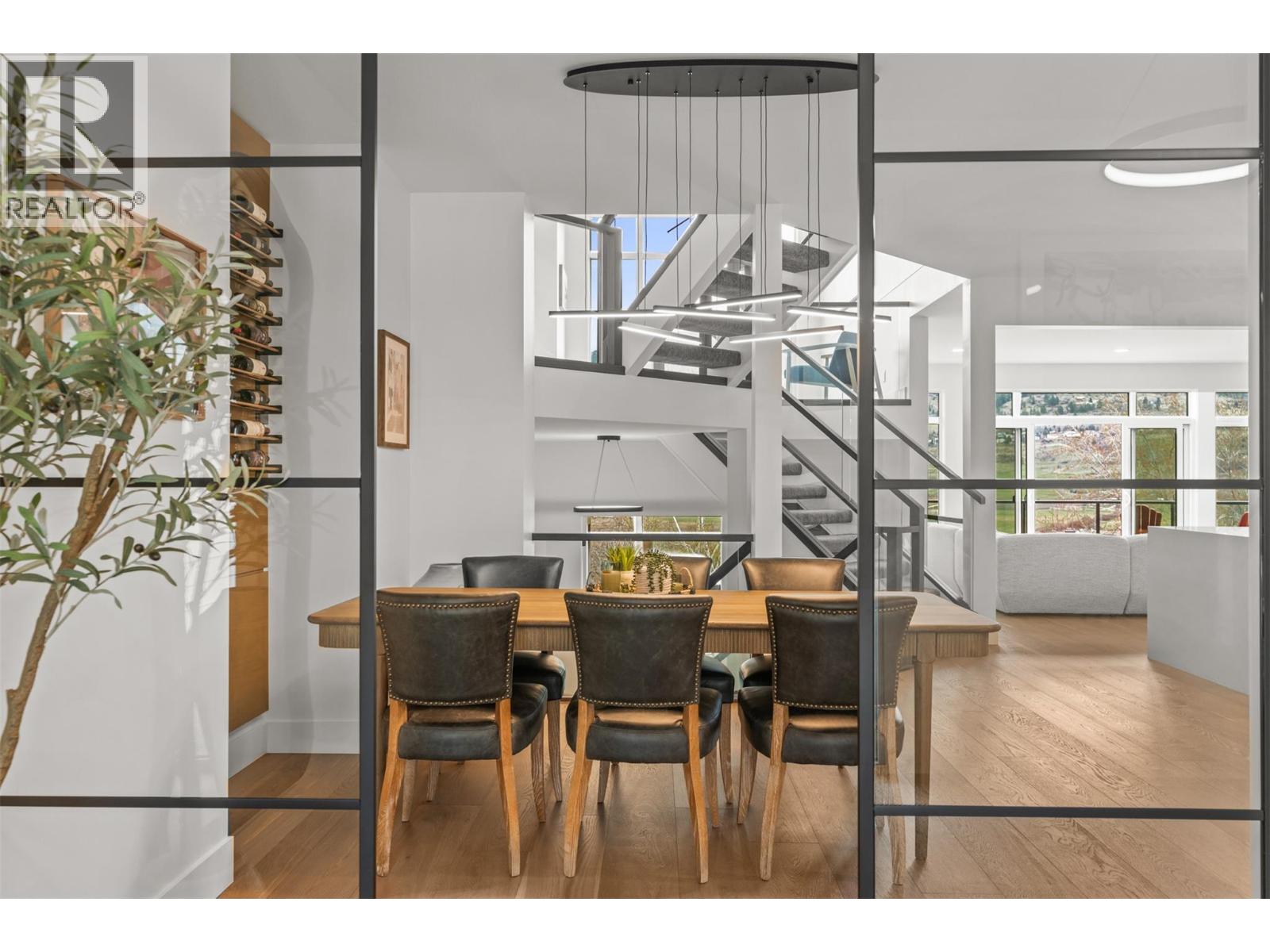 433 Morningview Drive, Coldstream, British Columbia  V1B 0B5 - Photo 9 - 10382543