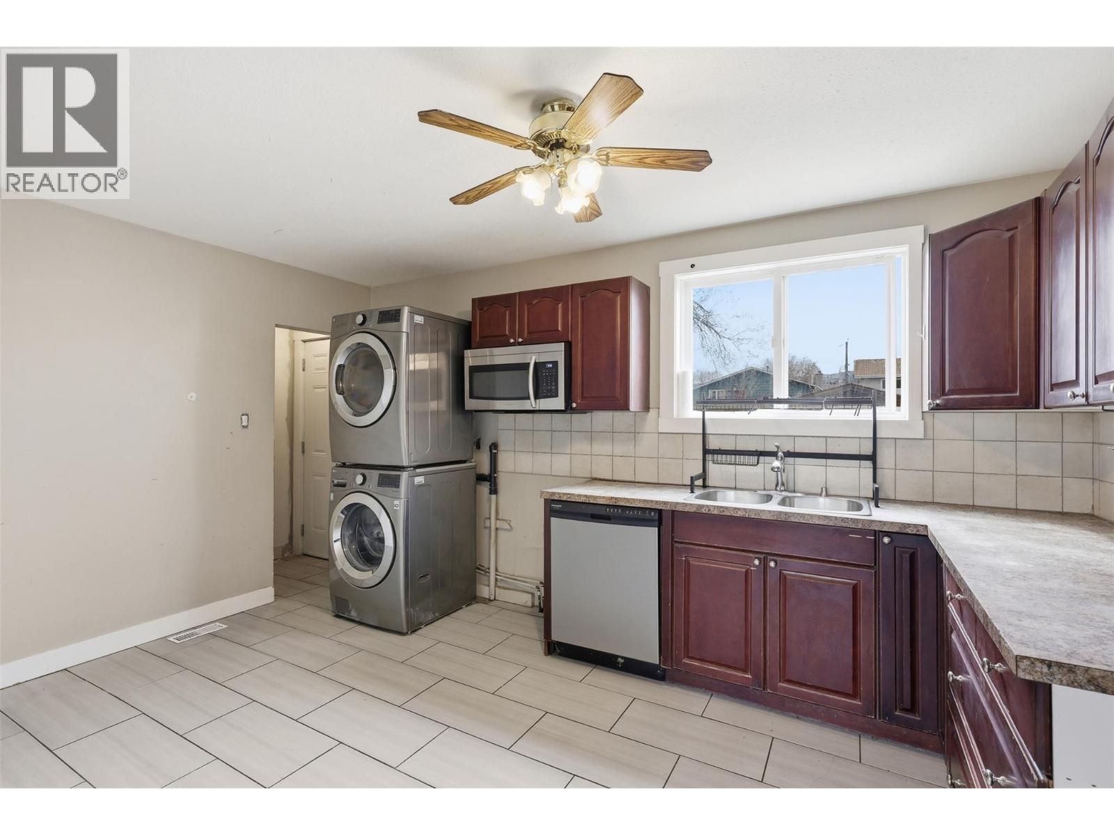 1331 Selkirk Avenue, Kamloops, British Columbia  V2B 1V8 - Photo 45 - 10382355