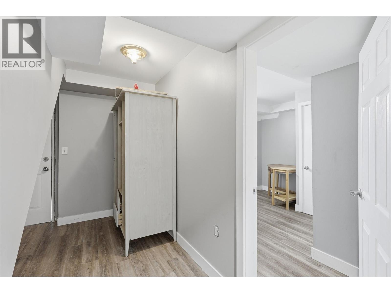 1331 Selkirk Avenue, Kamloops, British Columbia  V2B 1V8 - Photo 58 - 10382355