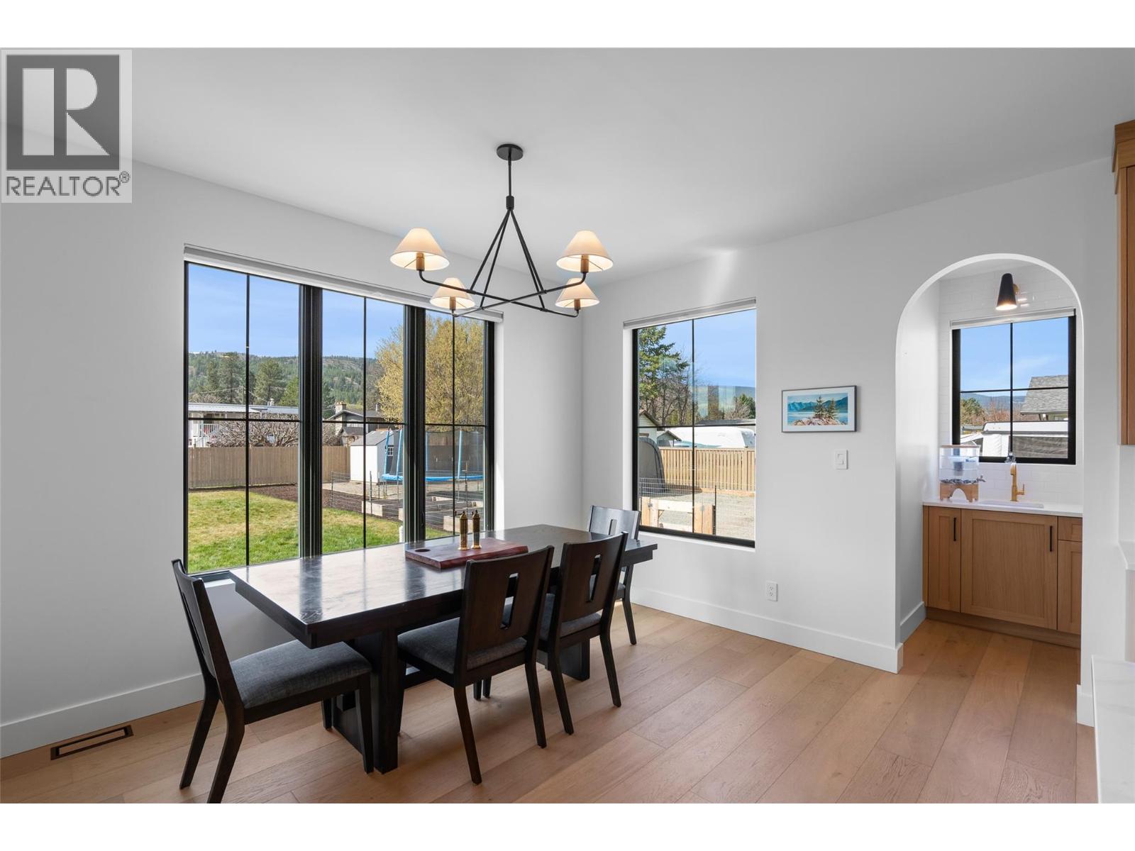 204 Chetwynd Drive, Kamloops, British Columbia  V2H 1L7 - Photo 14 - 10382279