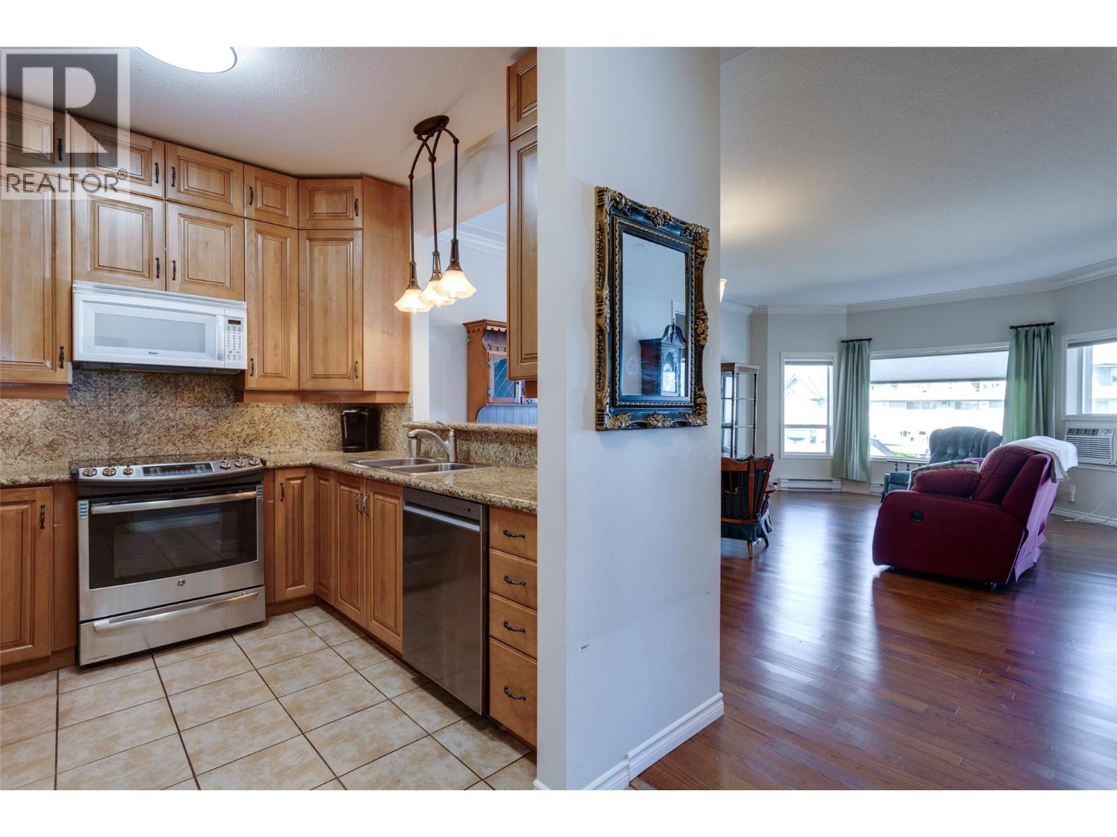 877 Klo Road Unit# 204, Kelowna, British Columbia  V1Y 9R1 - Photo 6 - 10382102