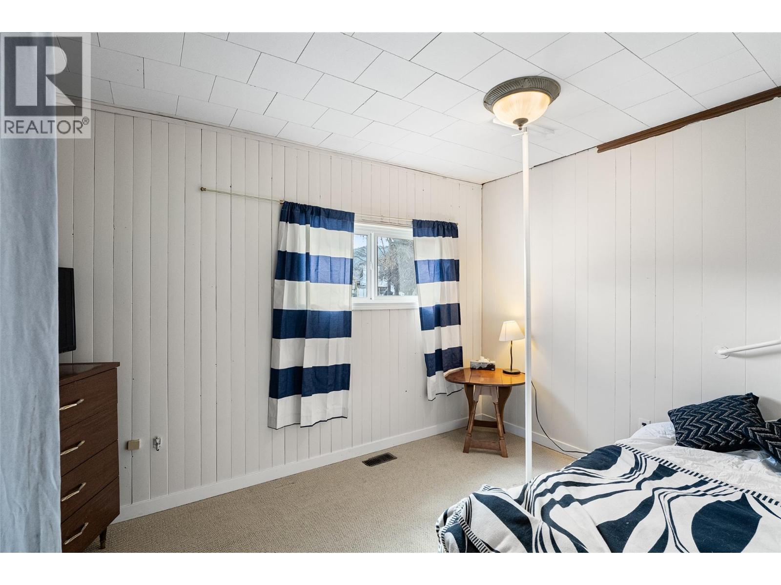 2498 Chapman Street, Merritt, British Columbia  V1K 1J7 - Photo 13 - 10382668